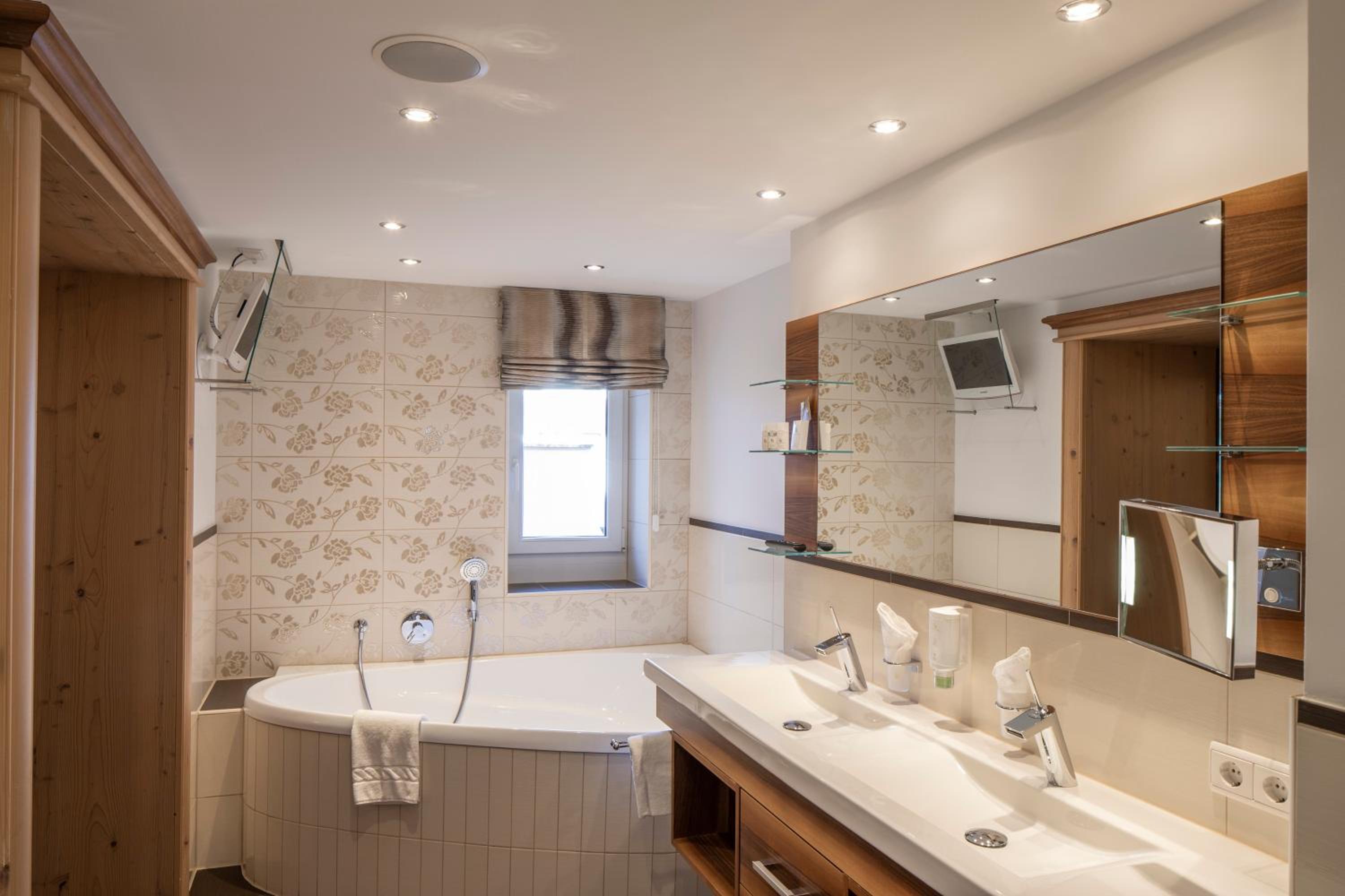 Classic Suite - Photo 6