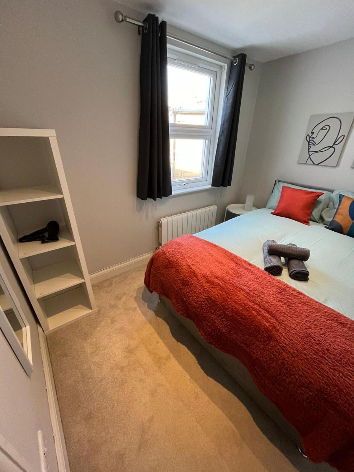 Budget Double Room photo 2