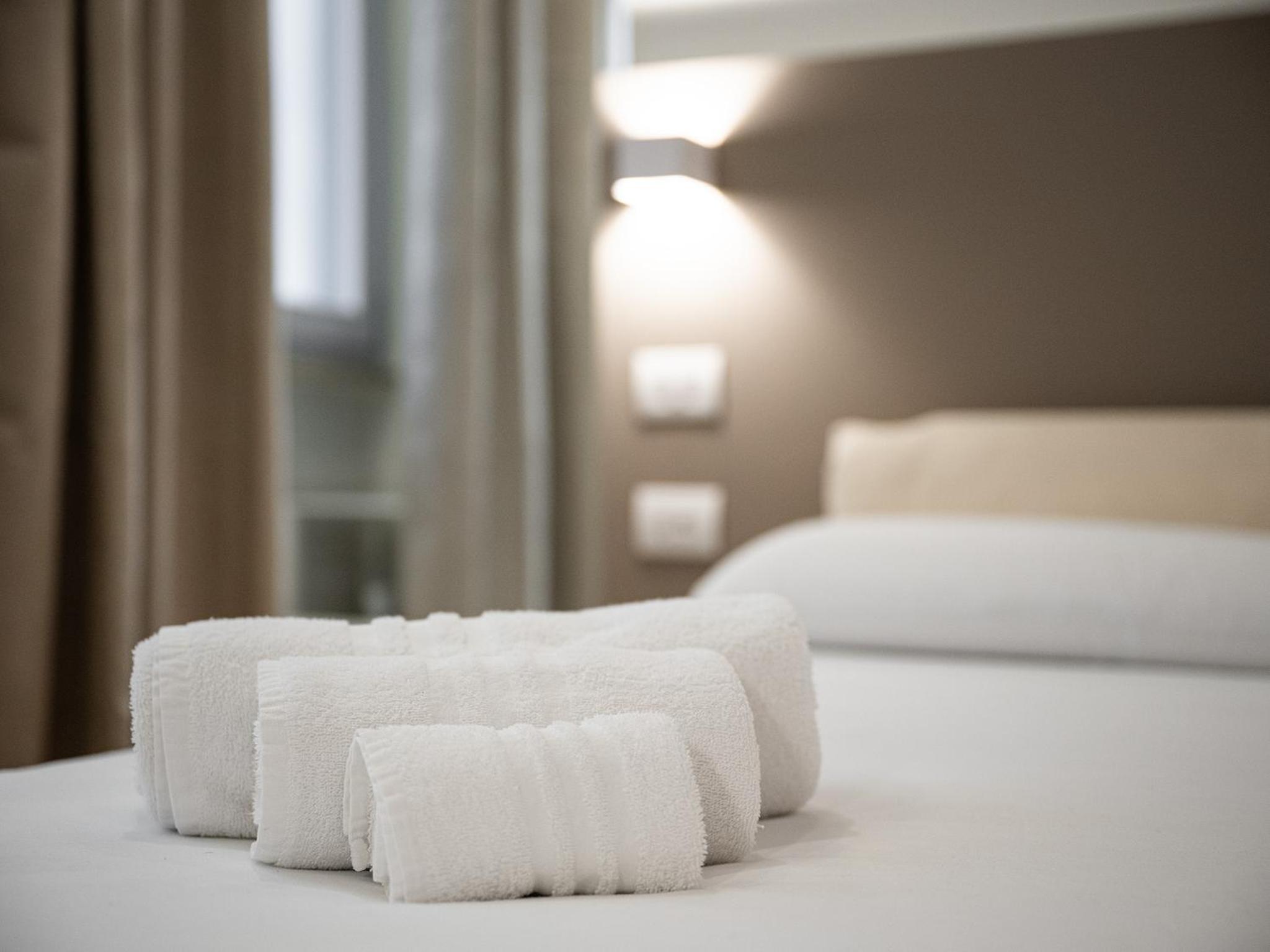 Deluxe King Room photo 3