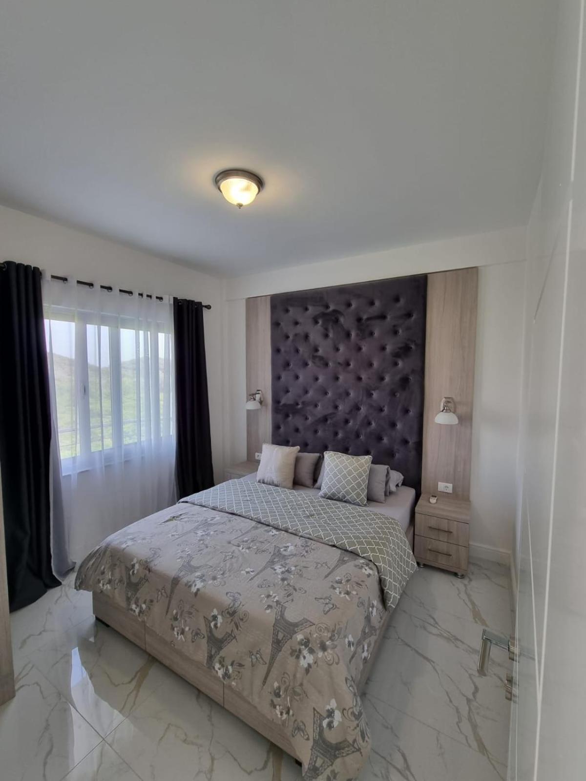 Two-Bedroom Apartment with Terrace - Photo 39