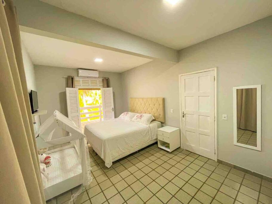Four-Bedroom House photo 1