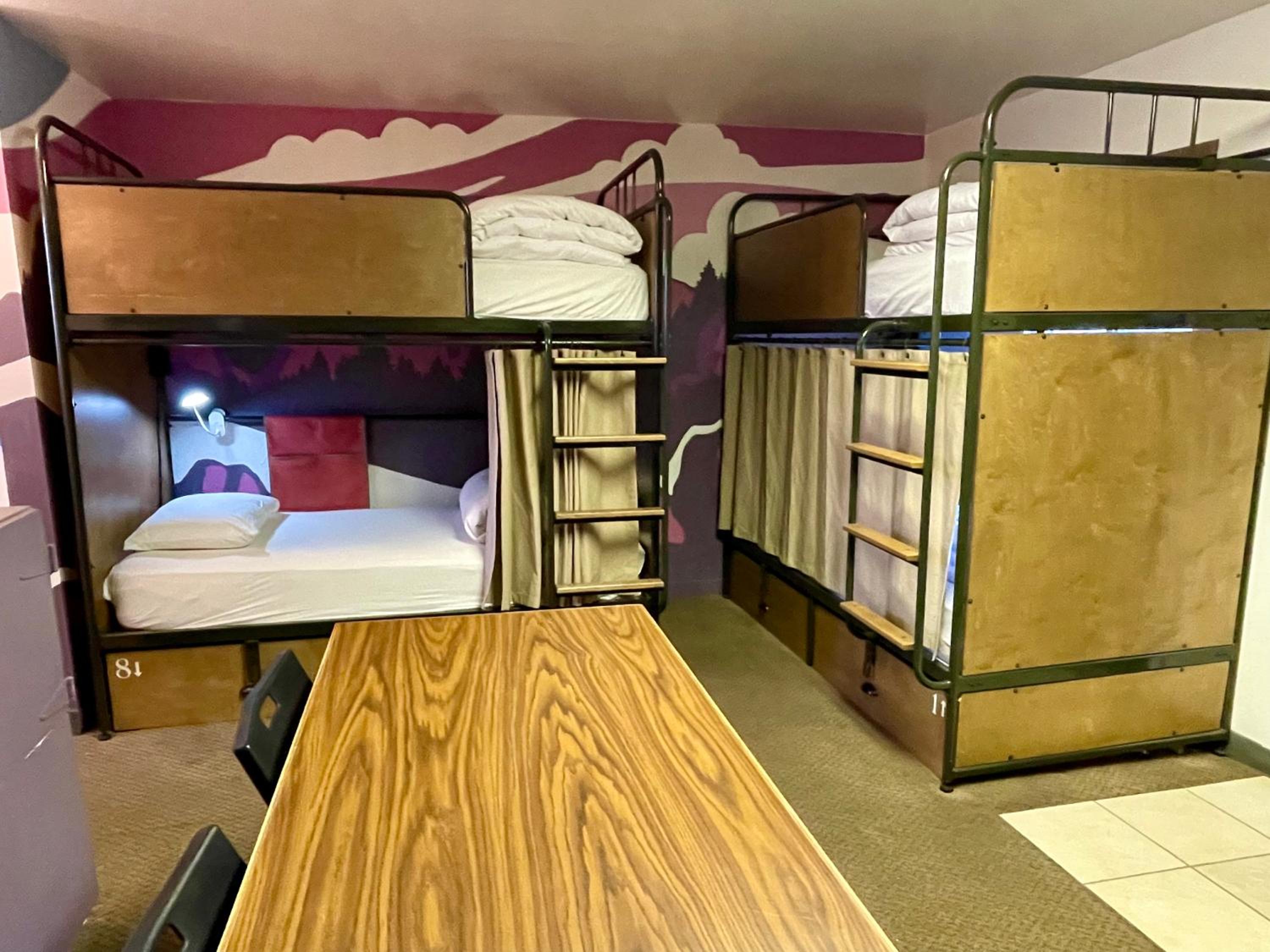 Bed in 8-Bed Mixed Dormitory Room photo 2