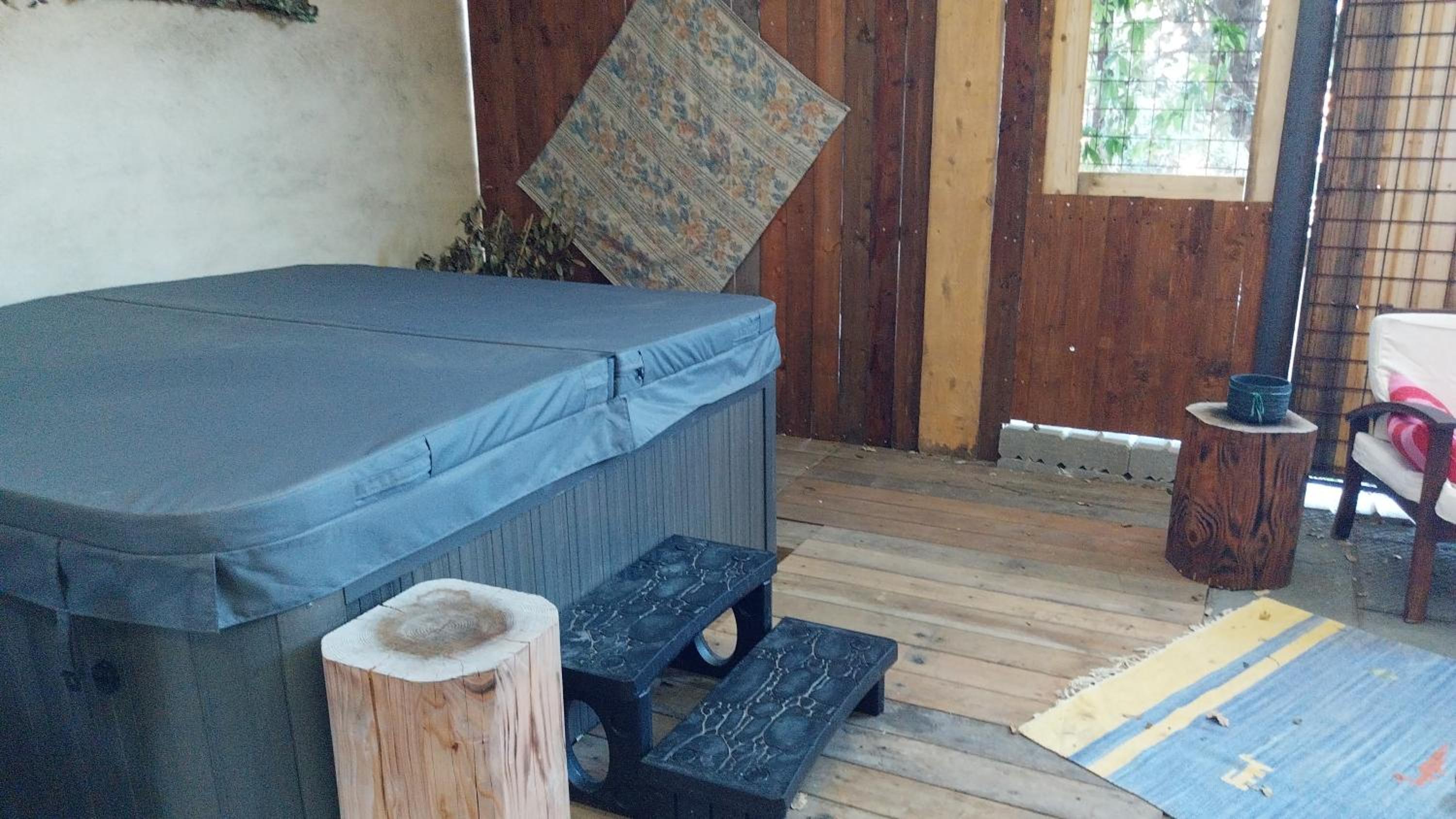 King Suite with Spa Bath photo 3