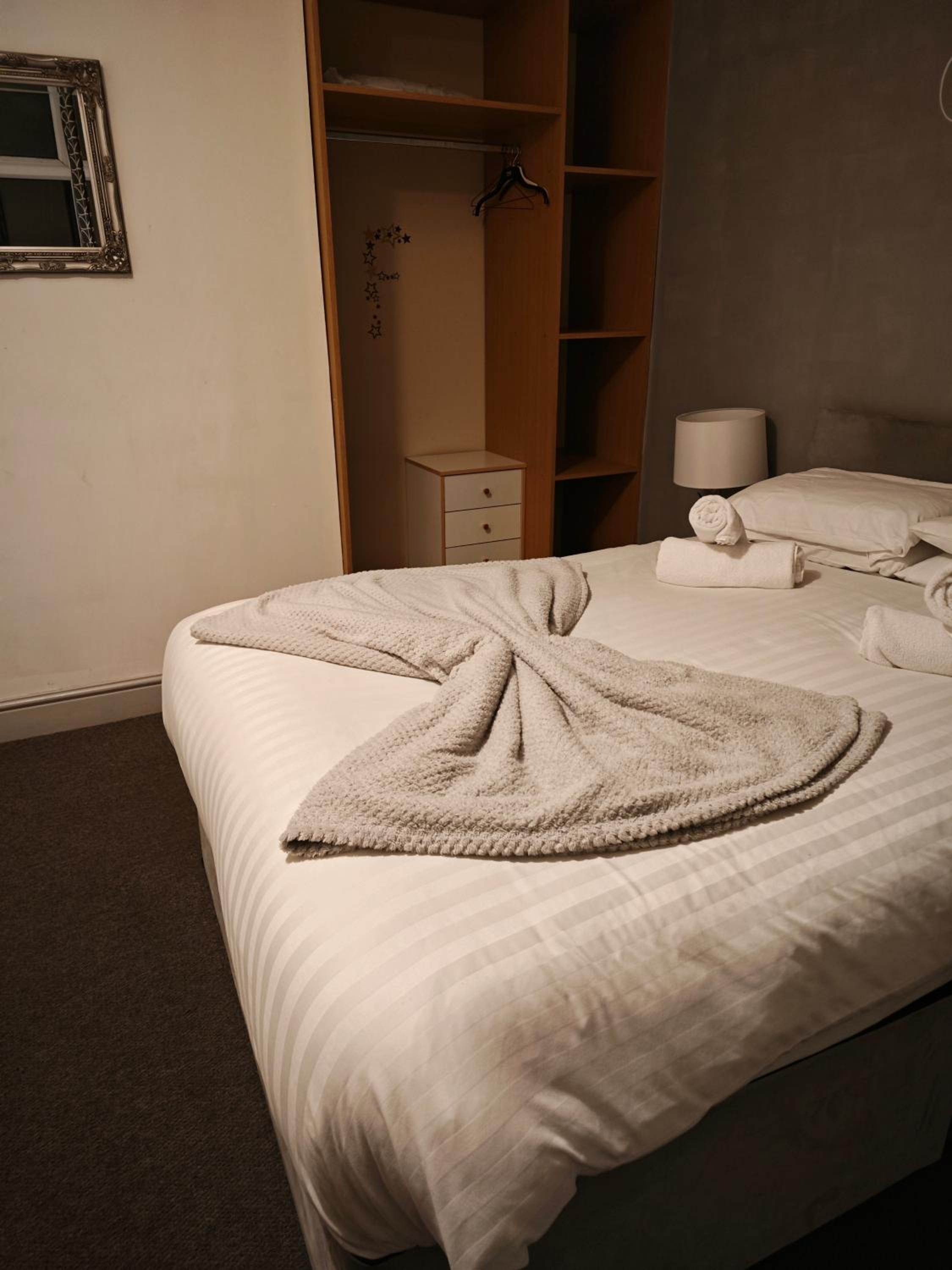 Double Room with Private Bathroom photo 1