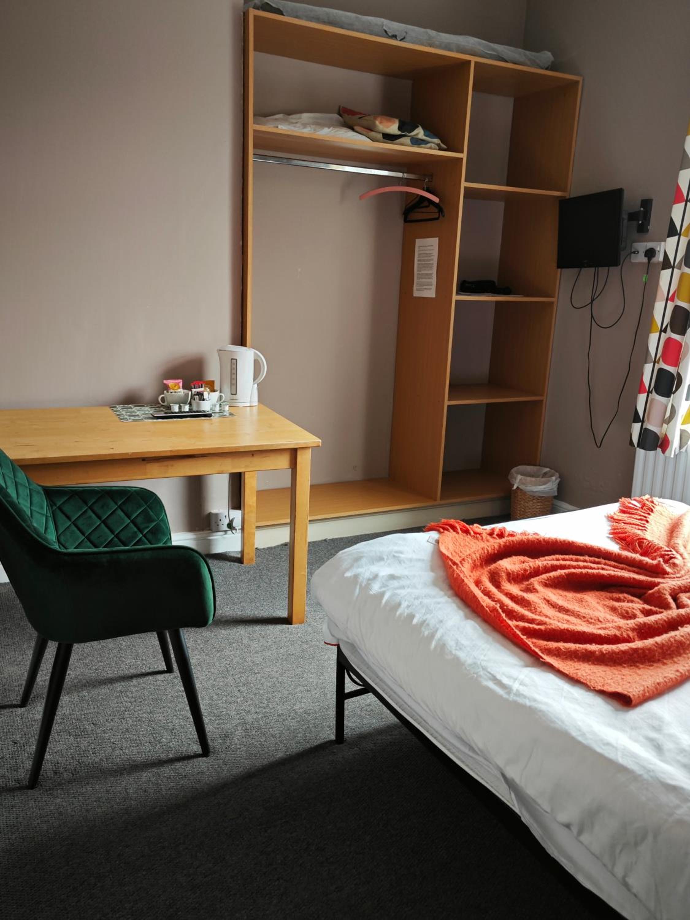 Double Room with Private Bathroom photo 2