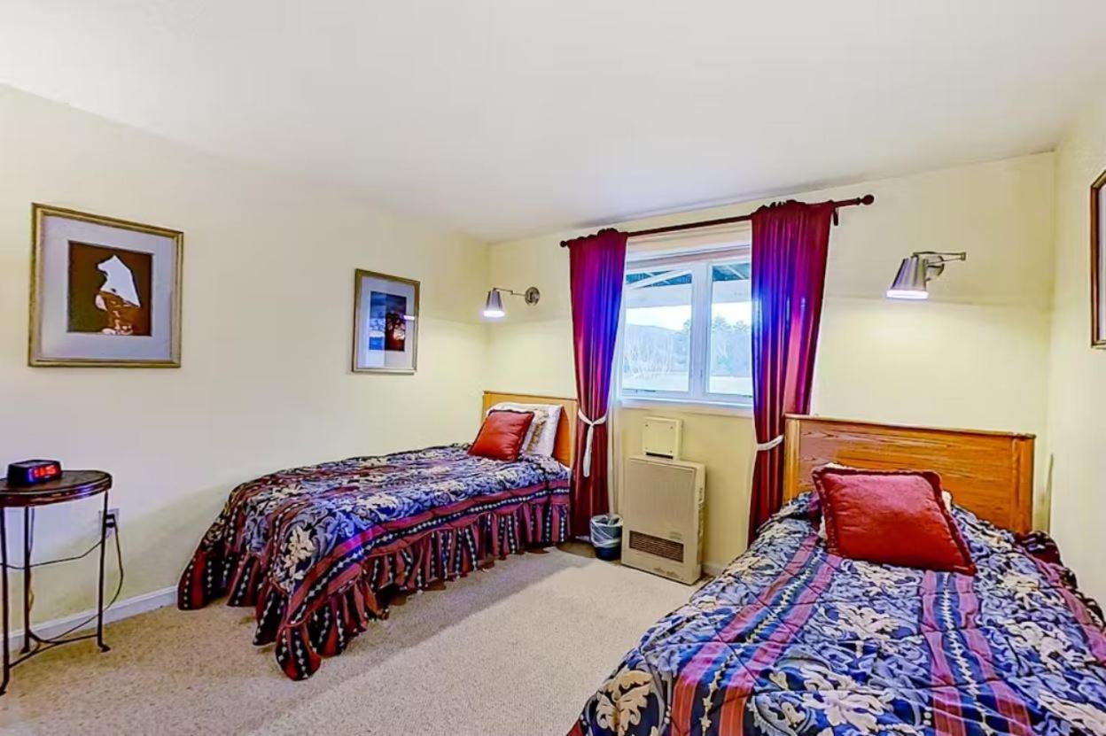 Three-Bedroom Townhouse