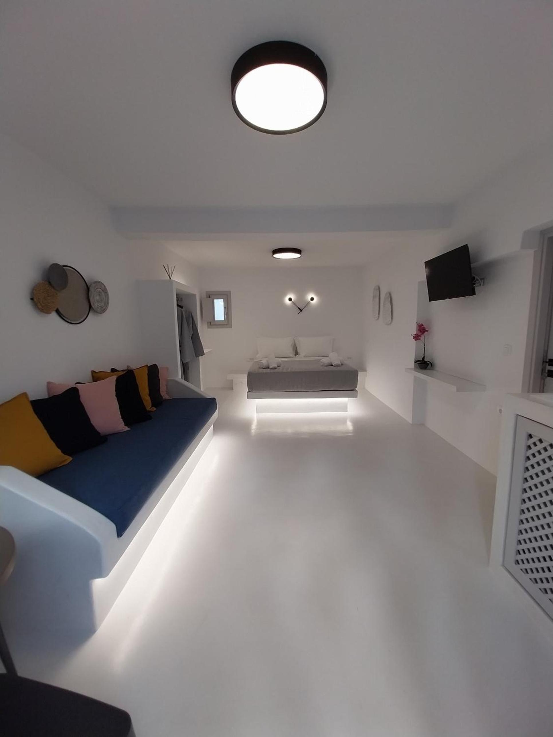Deluxe Room - Photo 5