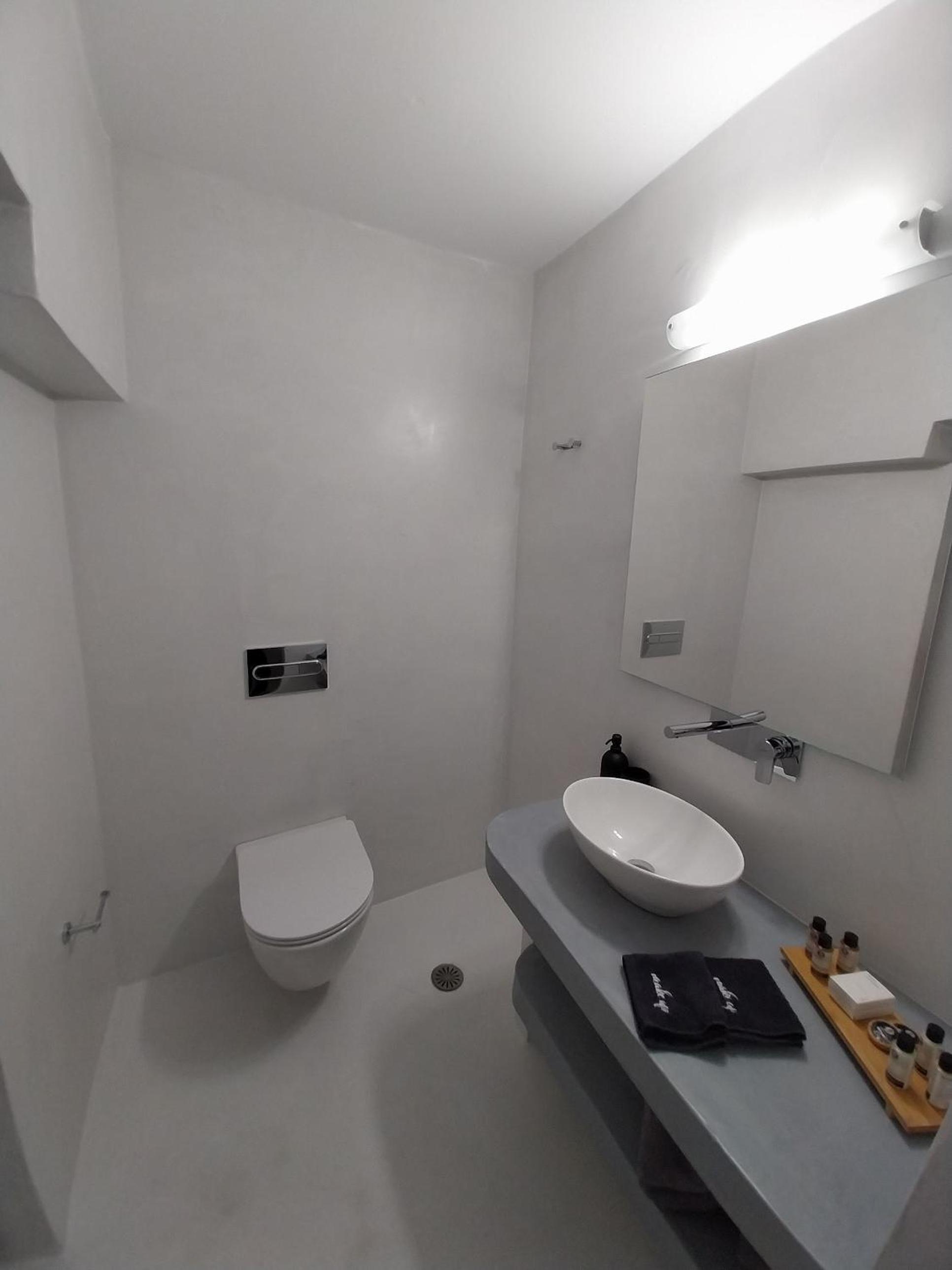 Deluxe Room - Photo 3