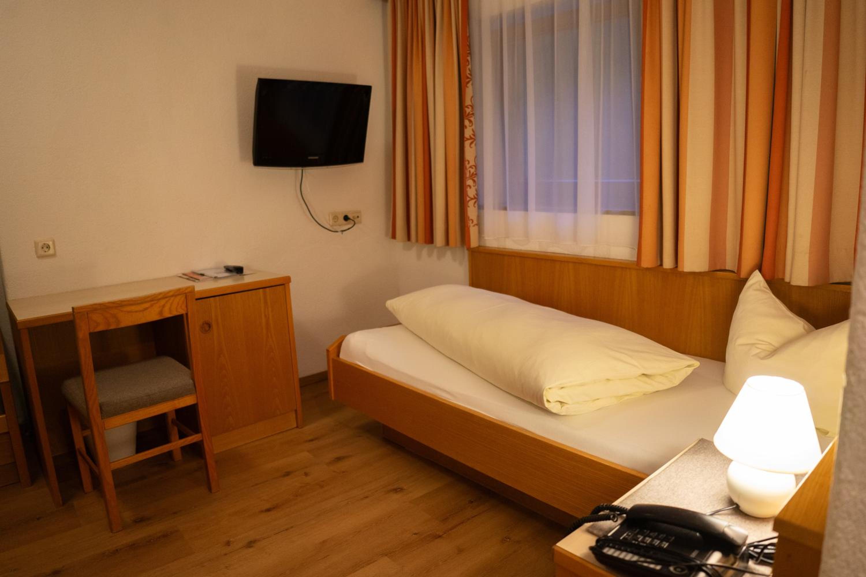 Single Room