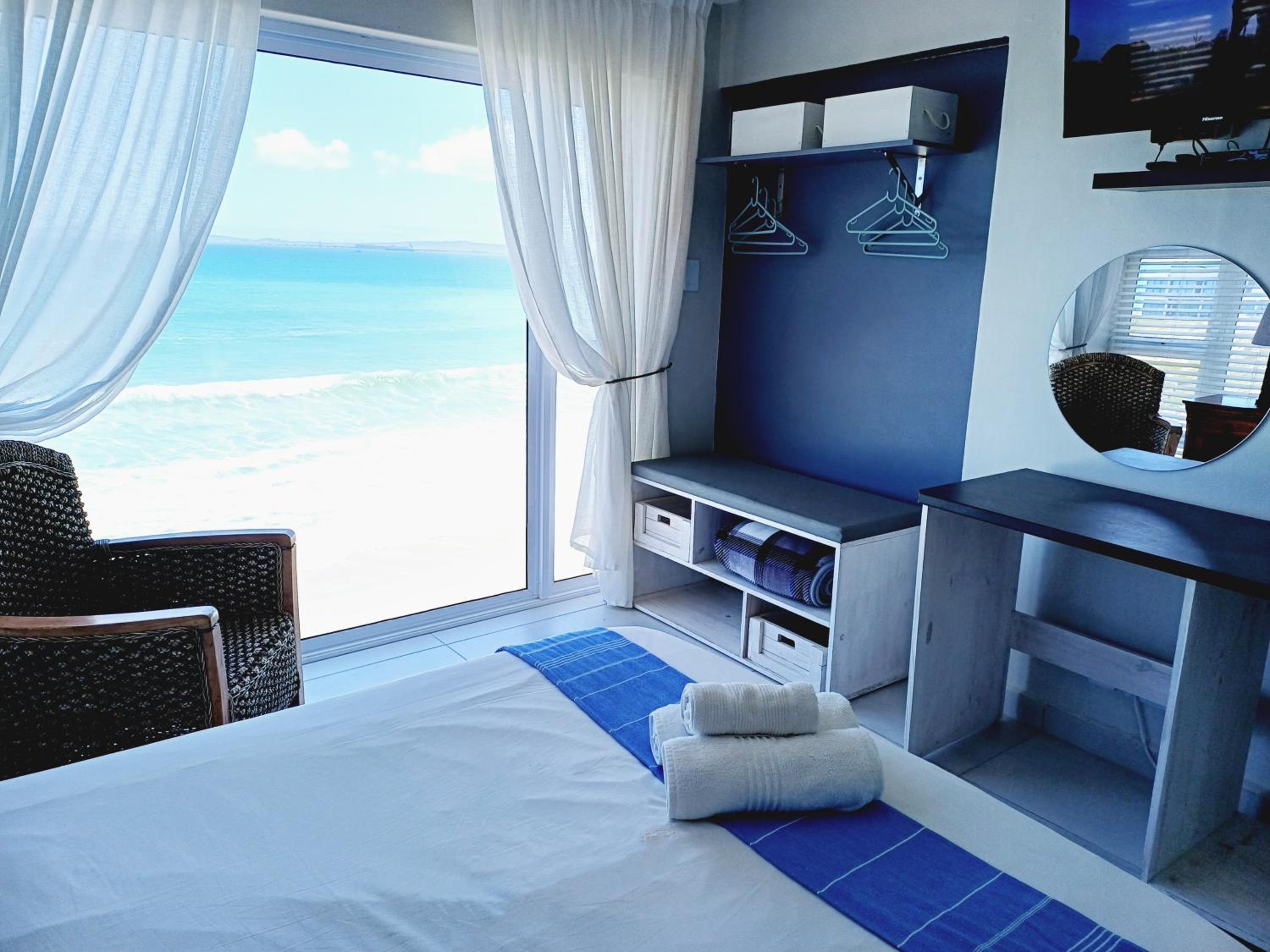 Family Room with Sea View - Photo 1
