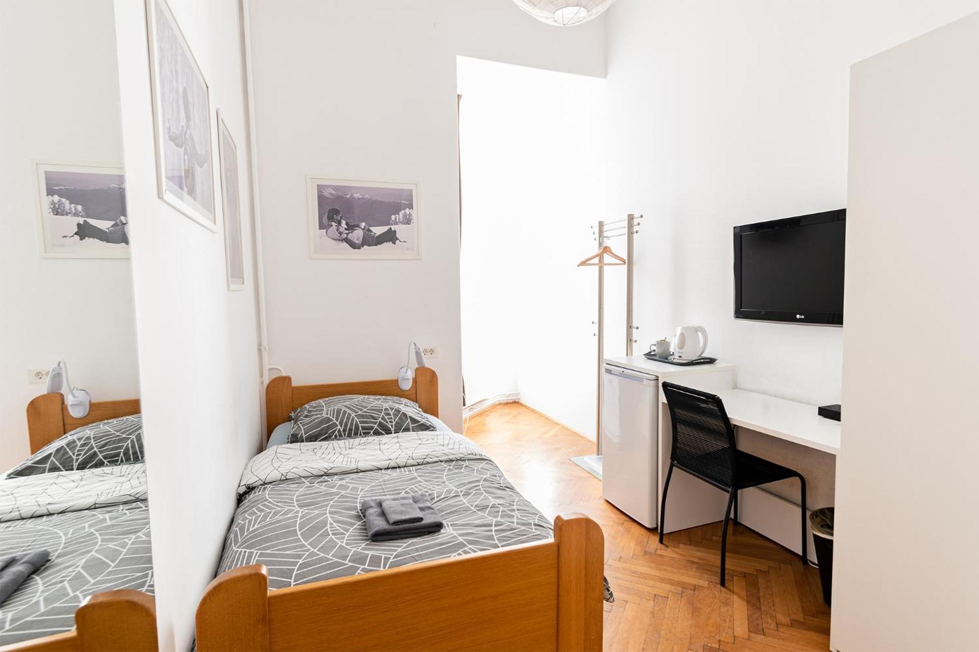 Single Room photo 1