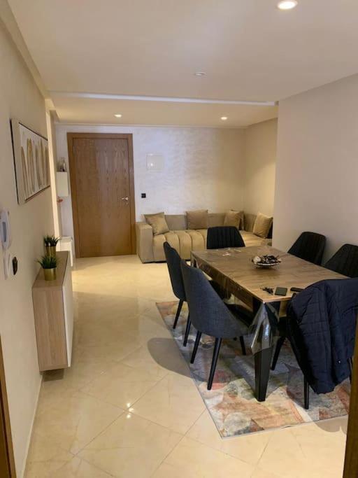 Two-Bedroom Apartment - Photo 5