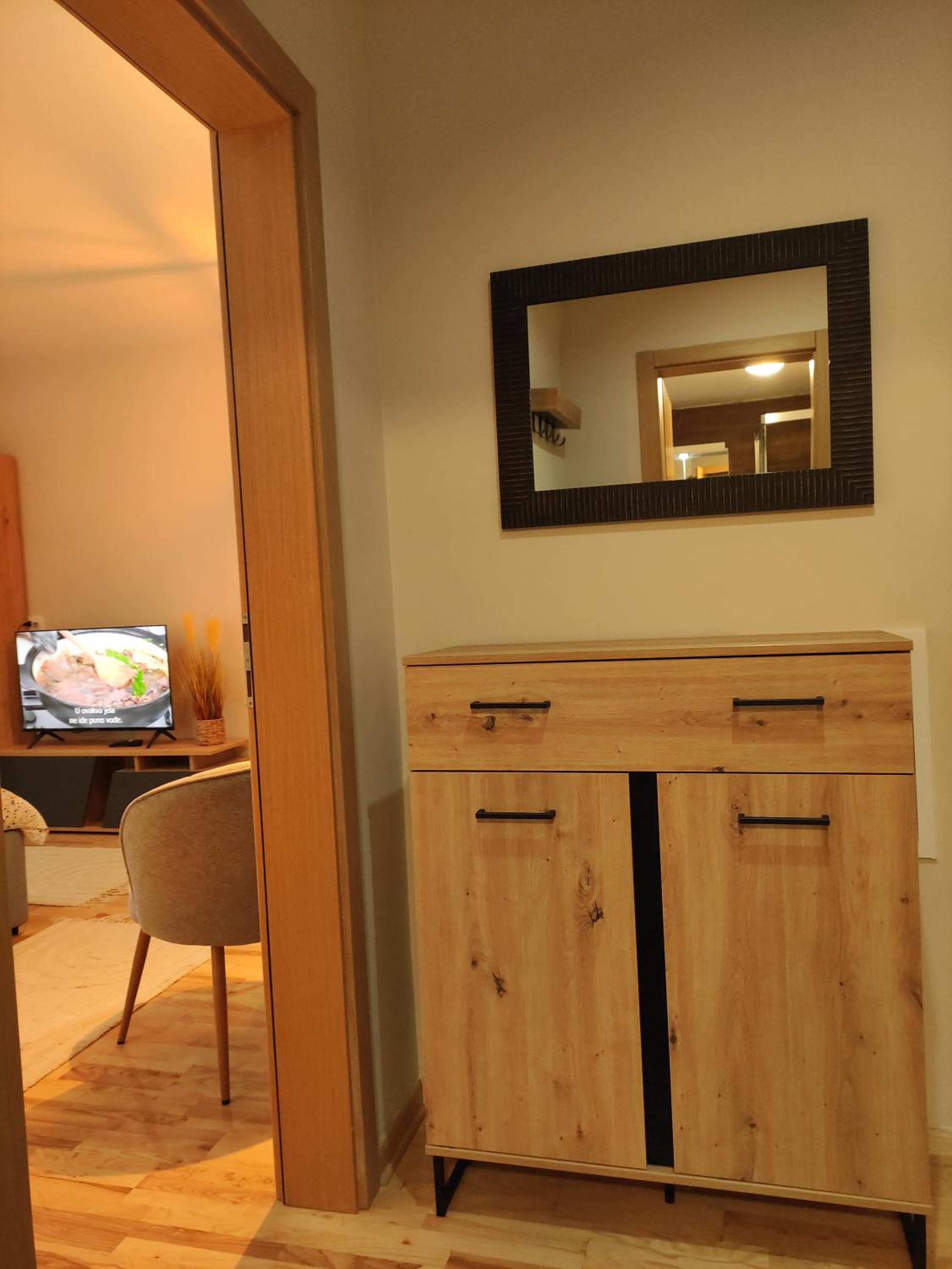 One-Bedroom Apartment photo 3
