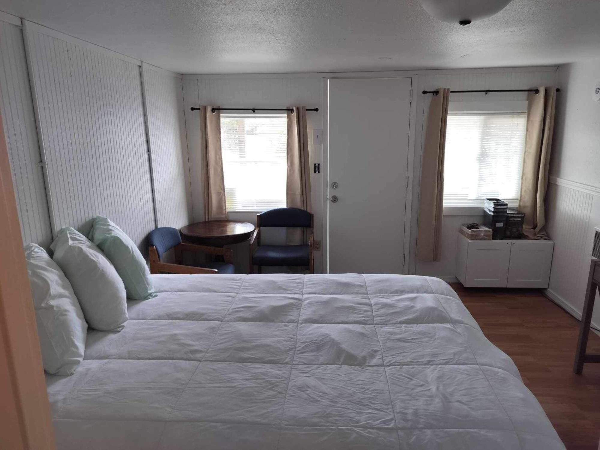 Studio with Ocean View - Photo 3