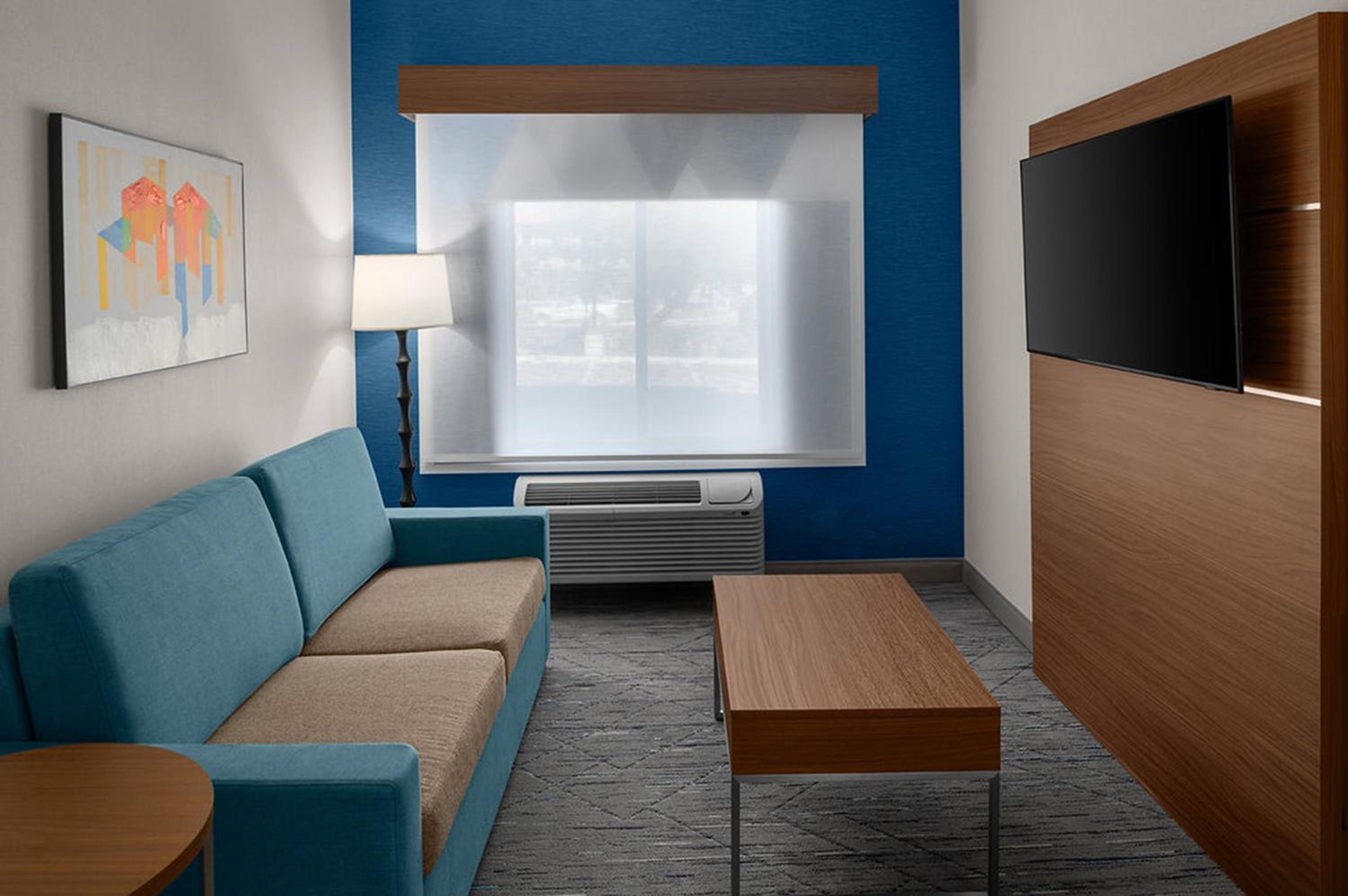 Standard King Room - Photo 3