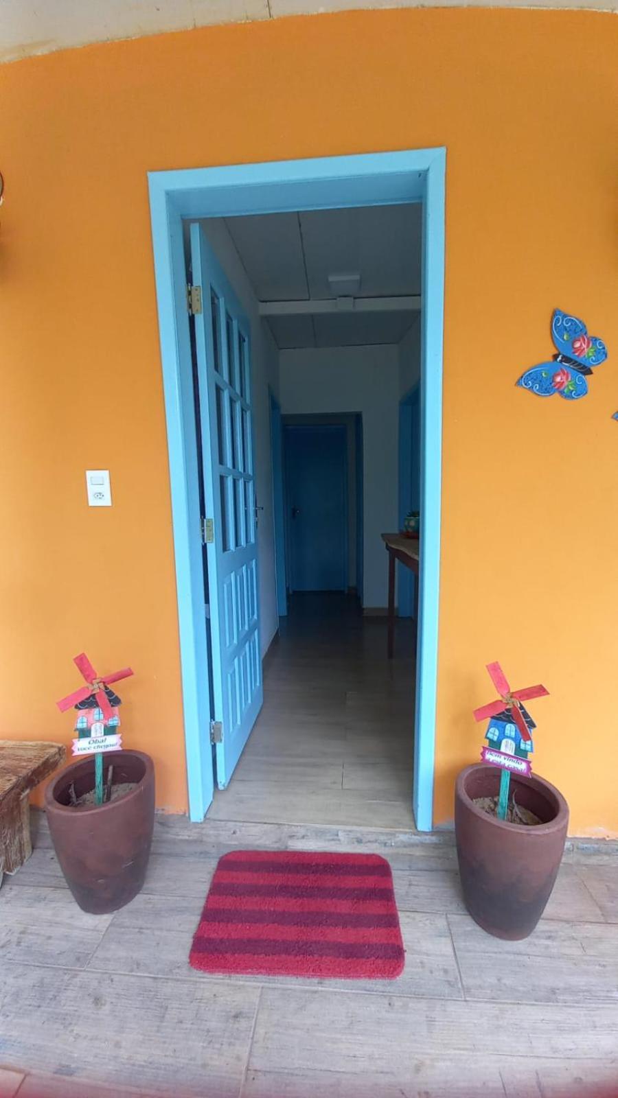 Economy Triple Room with Shared Bathroom photo 2