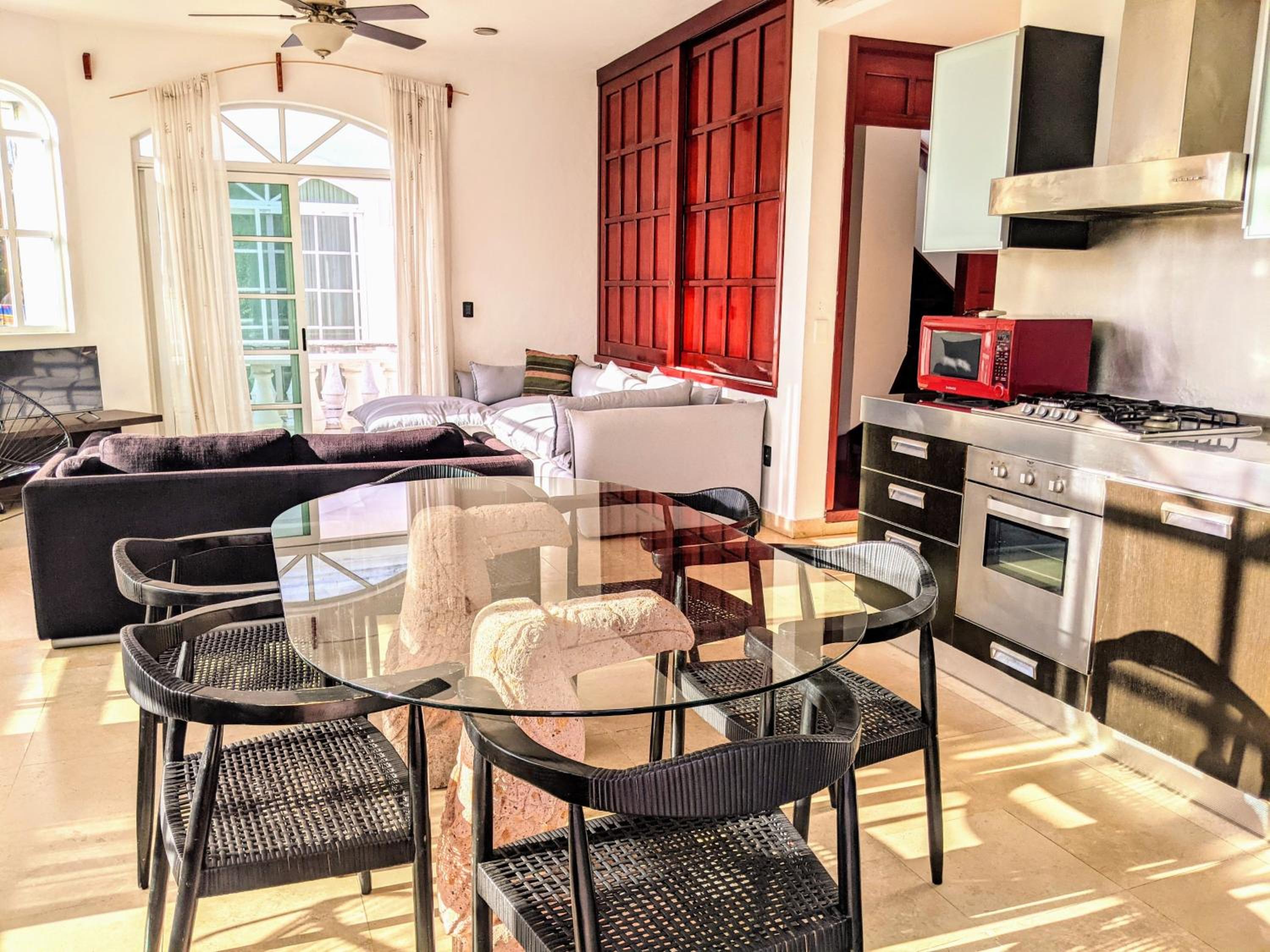 Three-Bedroom Apartment - Photo 13