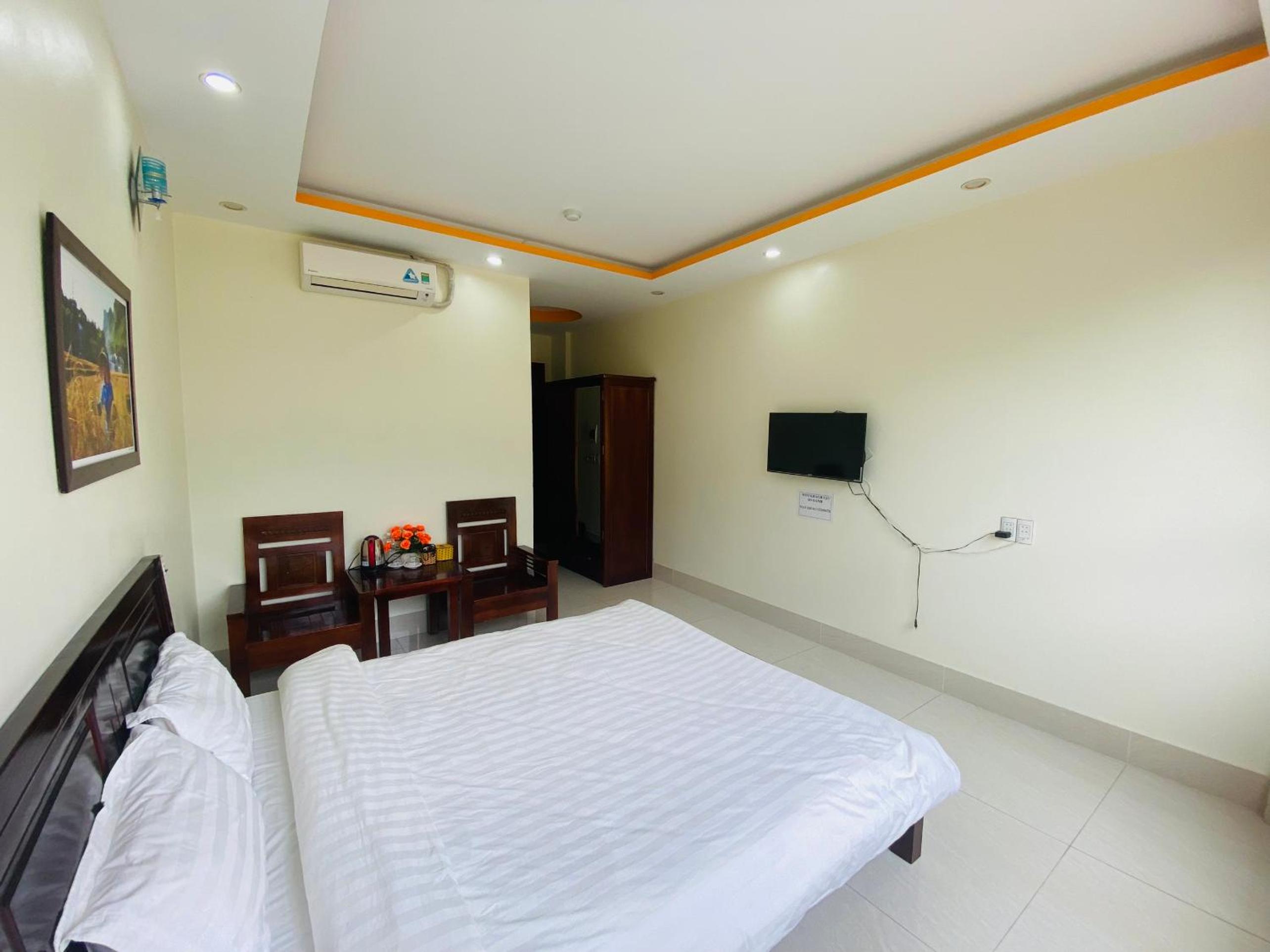 King Room with Mountain View - Photo 8