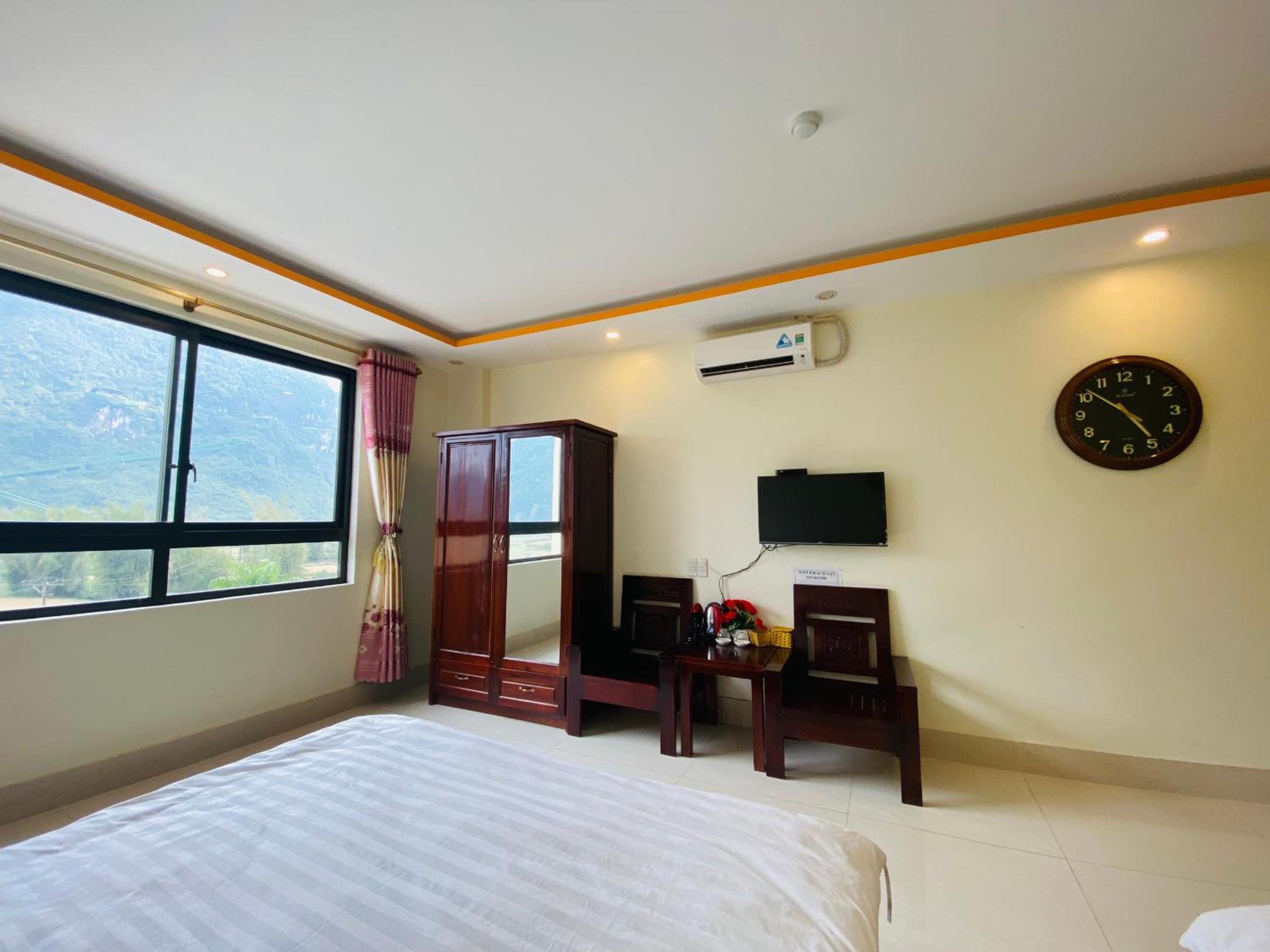 King Room with Mountain View - Photo 12