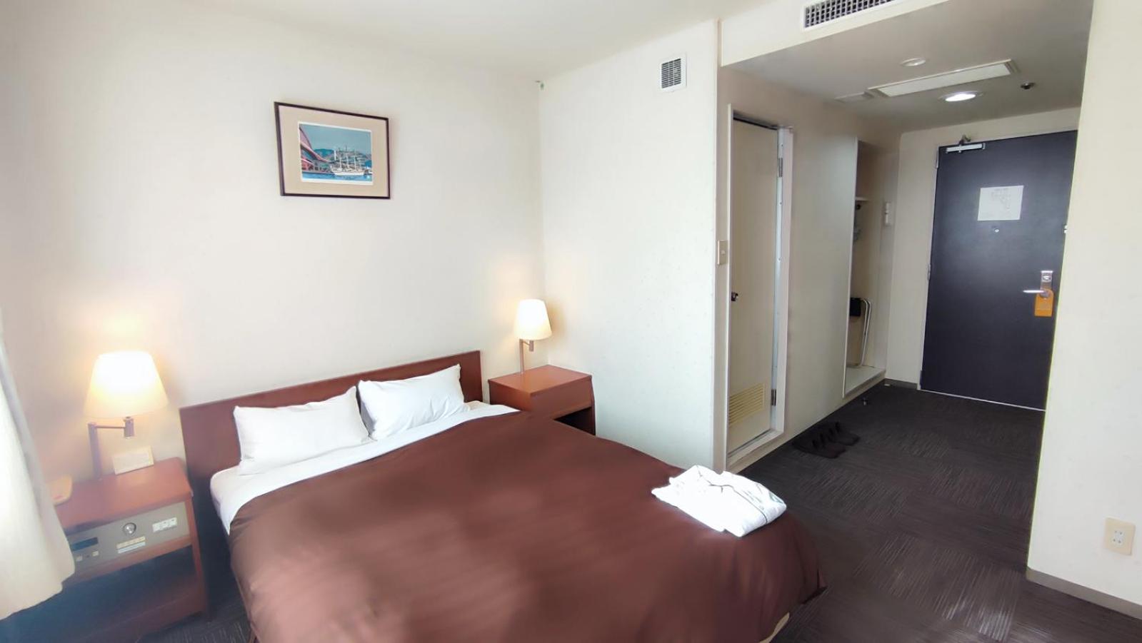 Double Room - Smoking photo 1