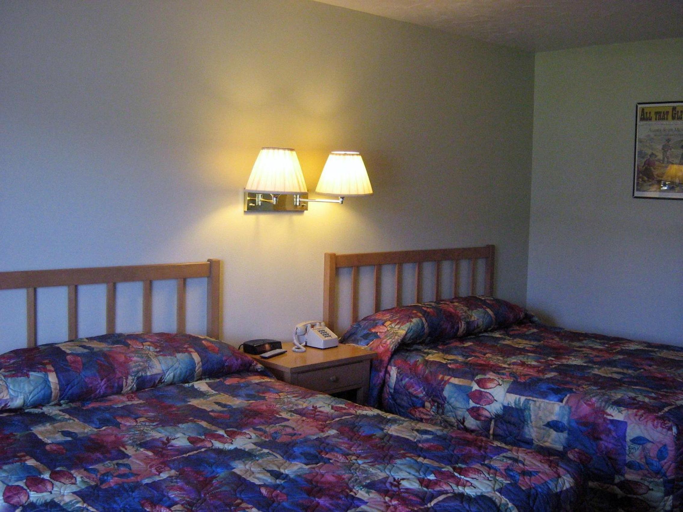 Two Queen Room photo 1