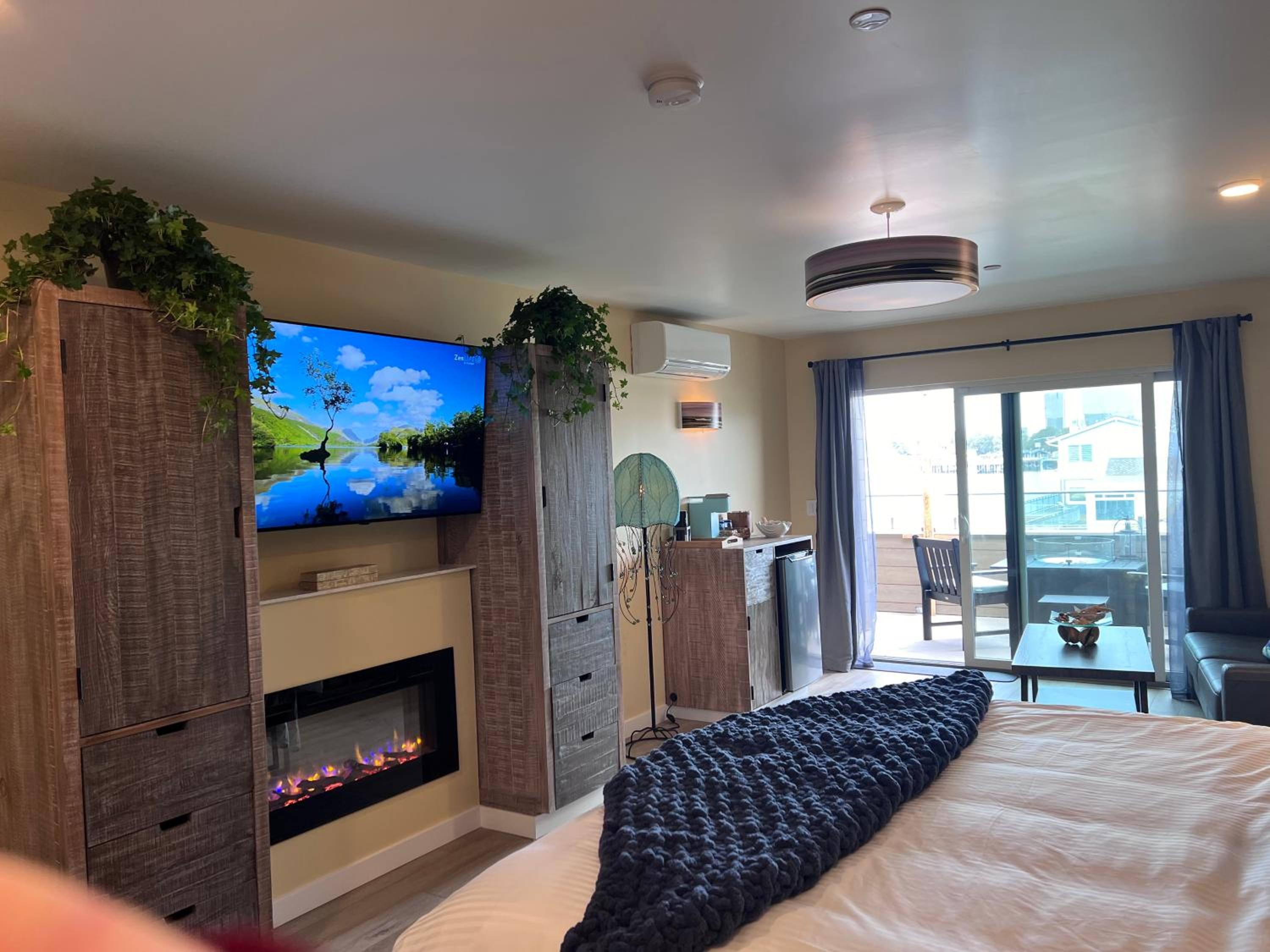 King Suite with Ocean View - Photo 6