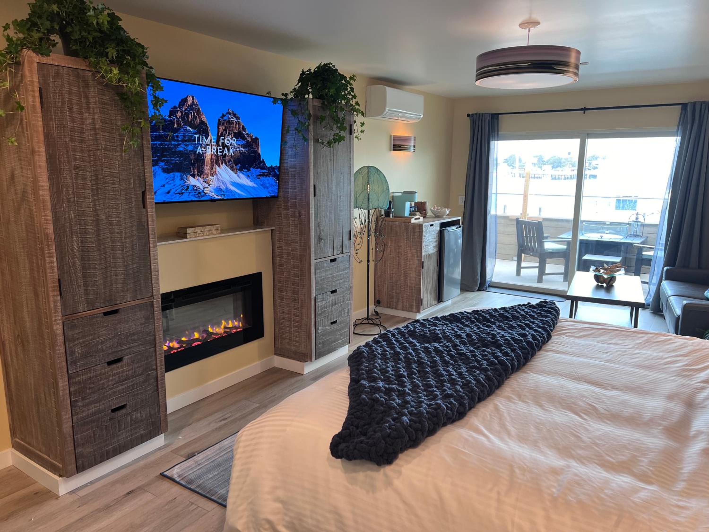 King Suite with Ocean View - Photo 15