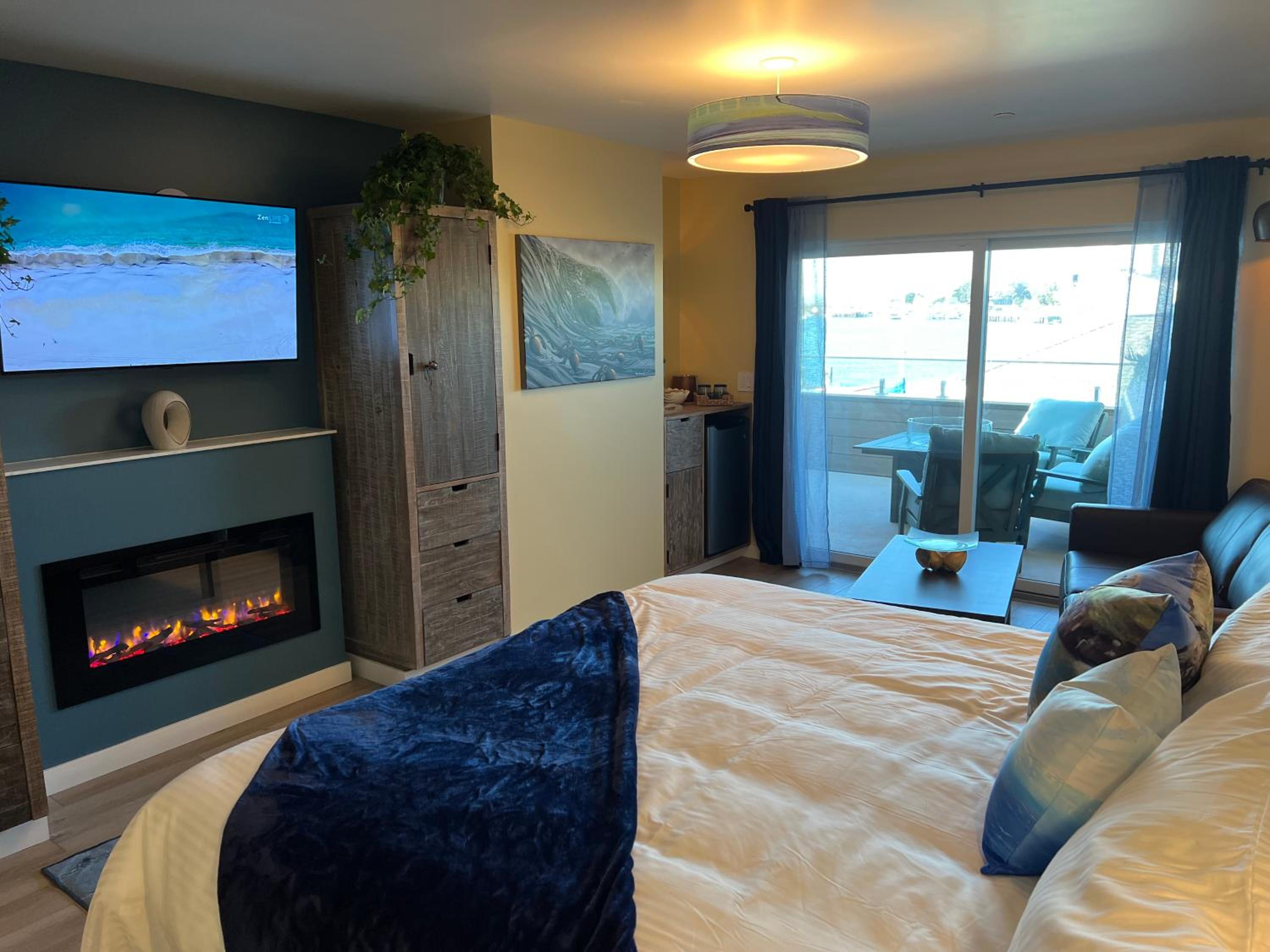 Superior Suite - Photo 1