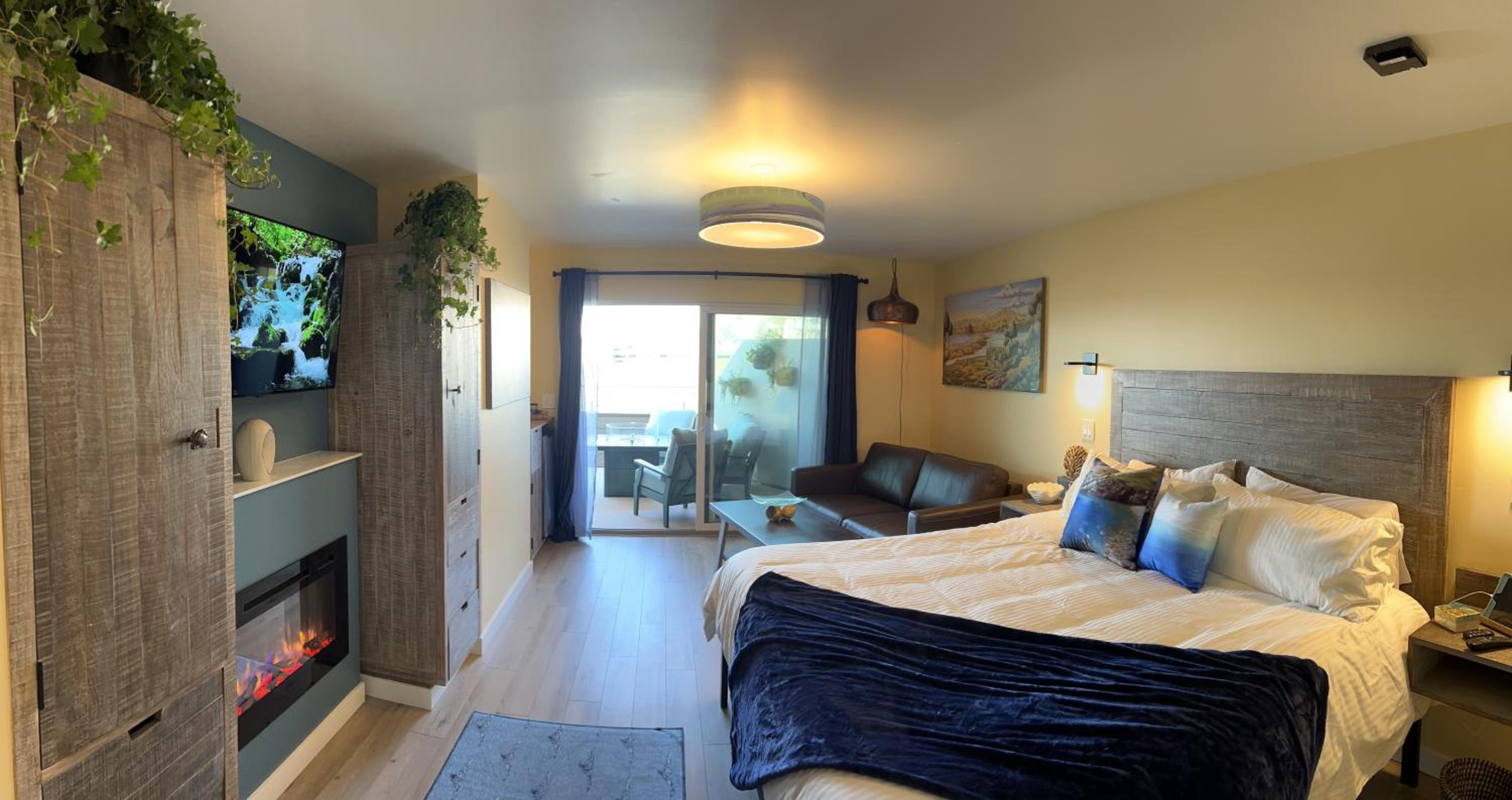 Superior Suite - Photo 5