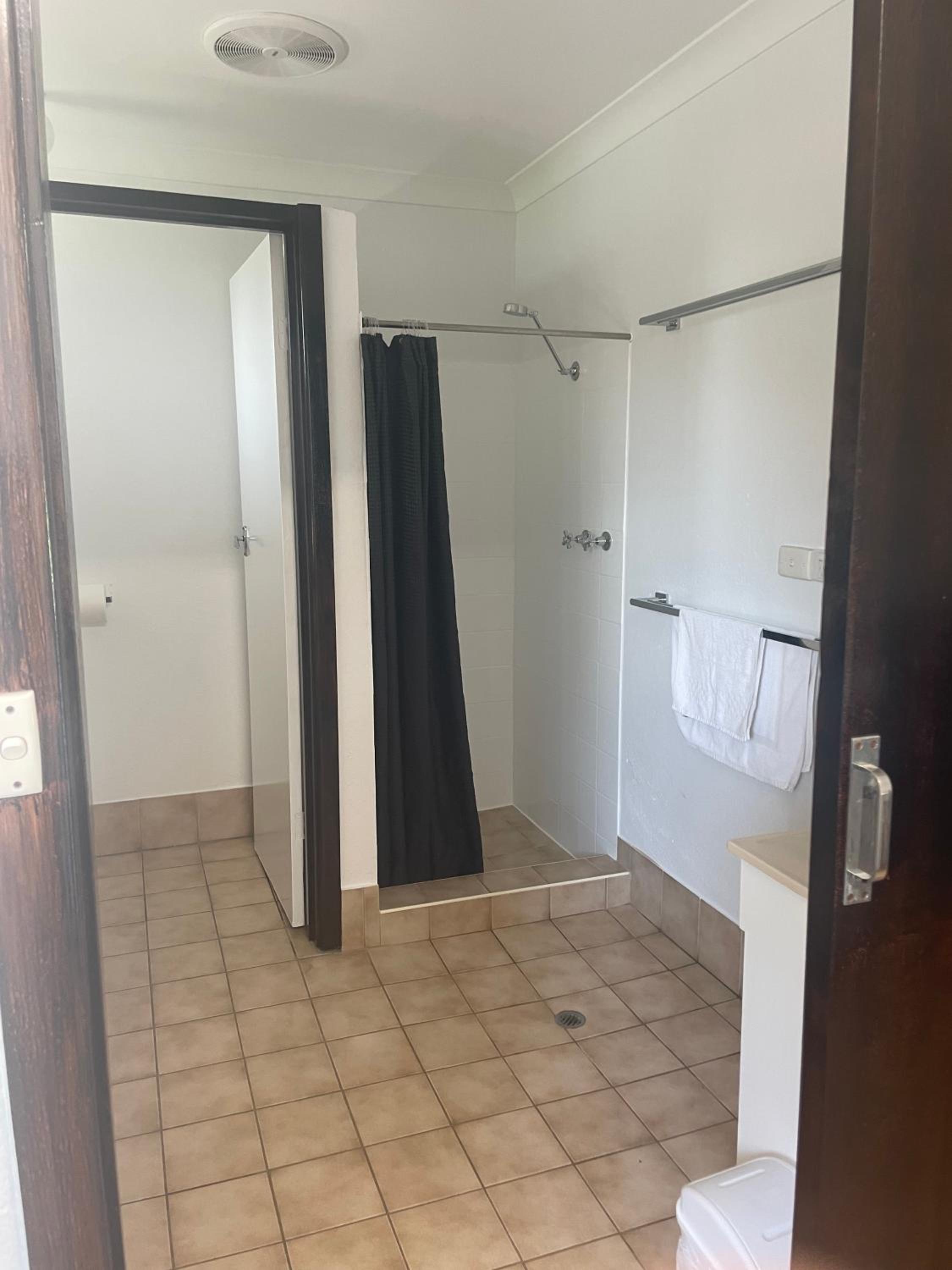 Two-Bedroom Apartment (B) photo 2
