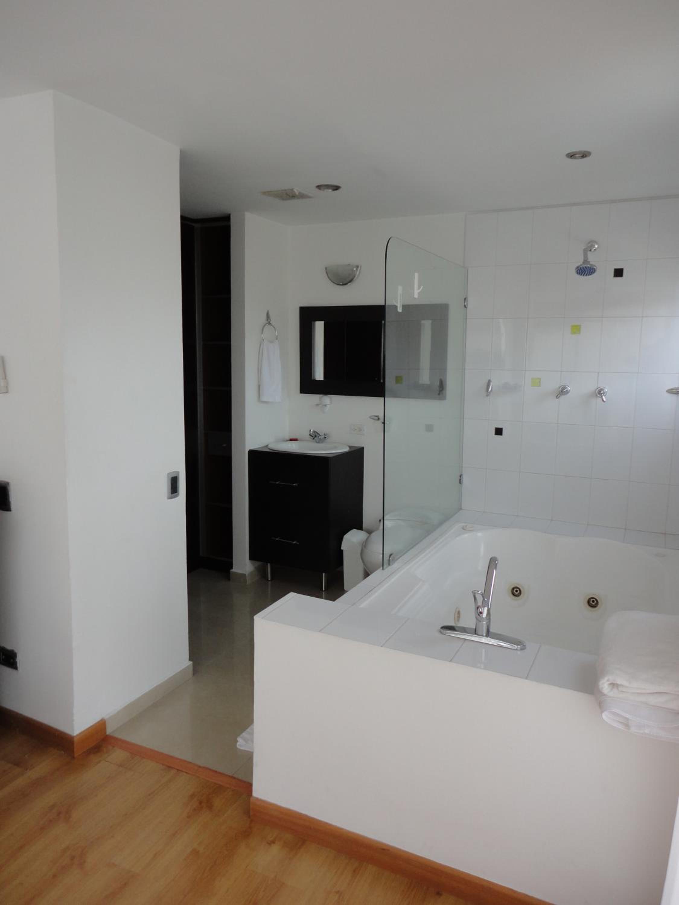 Deluxe Apartment photo 2