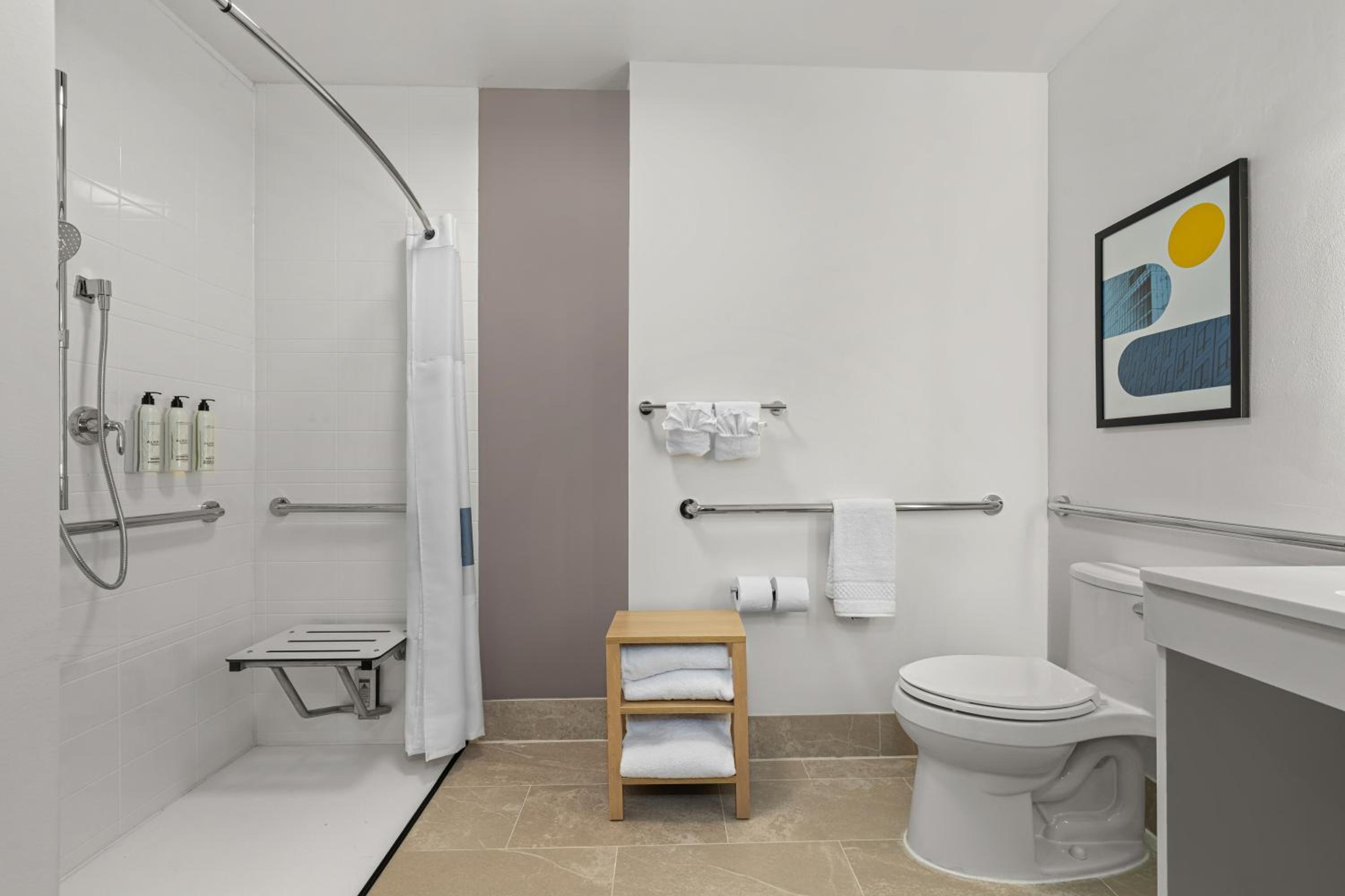 King Room with Roll-in Shower - Mobility and Hearing Accessible