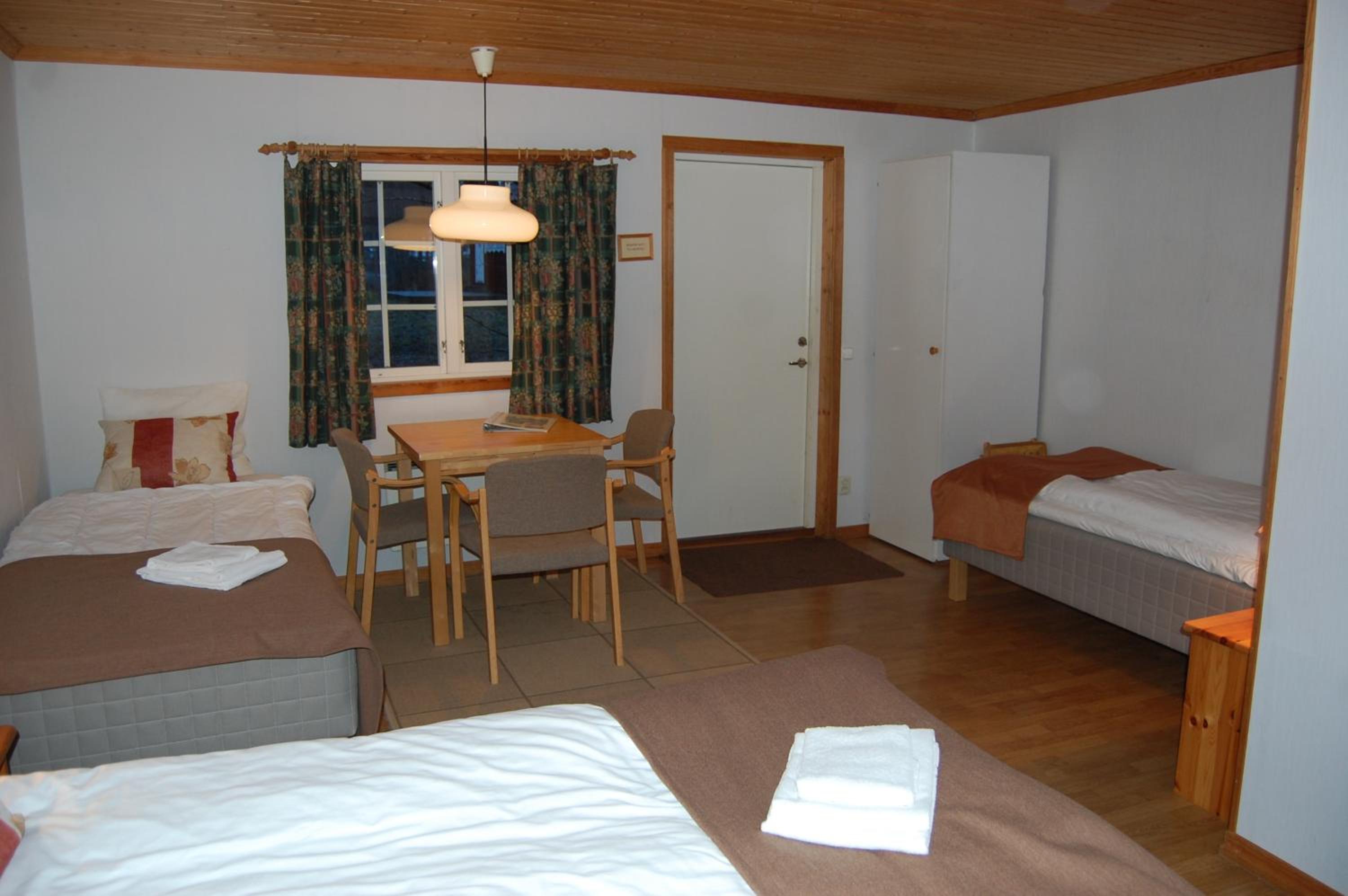 Quadruple Room With Private Bathroom photo 3