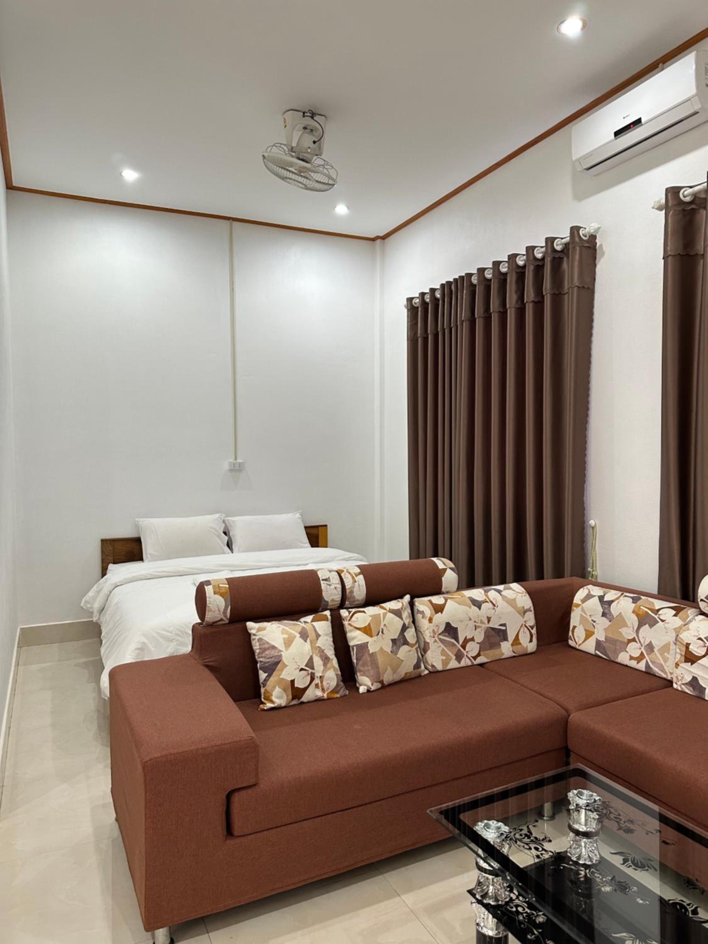Suite with City View