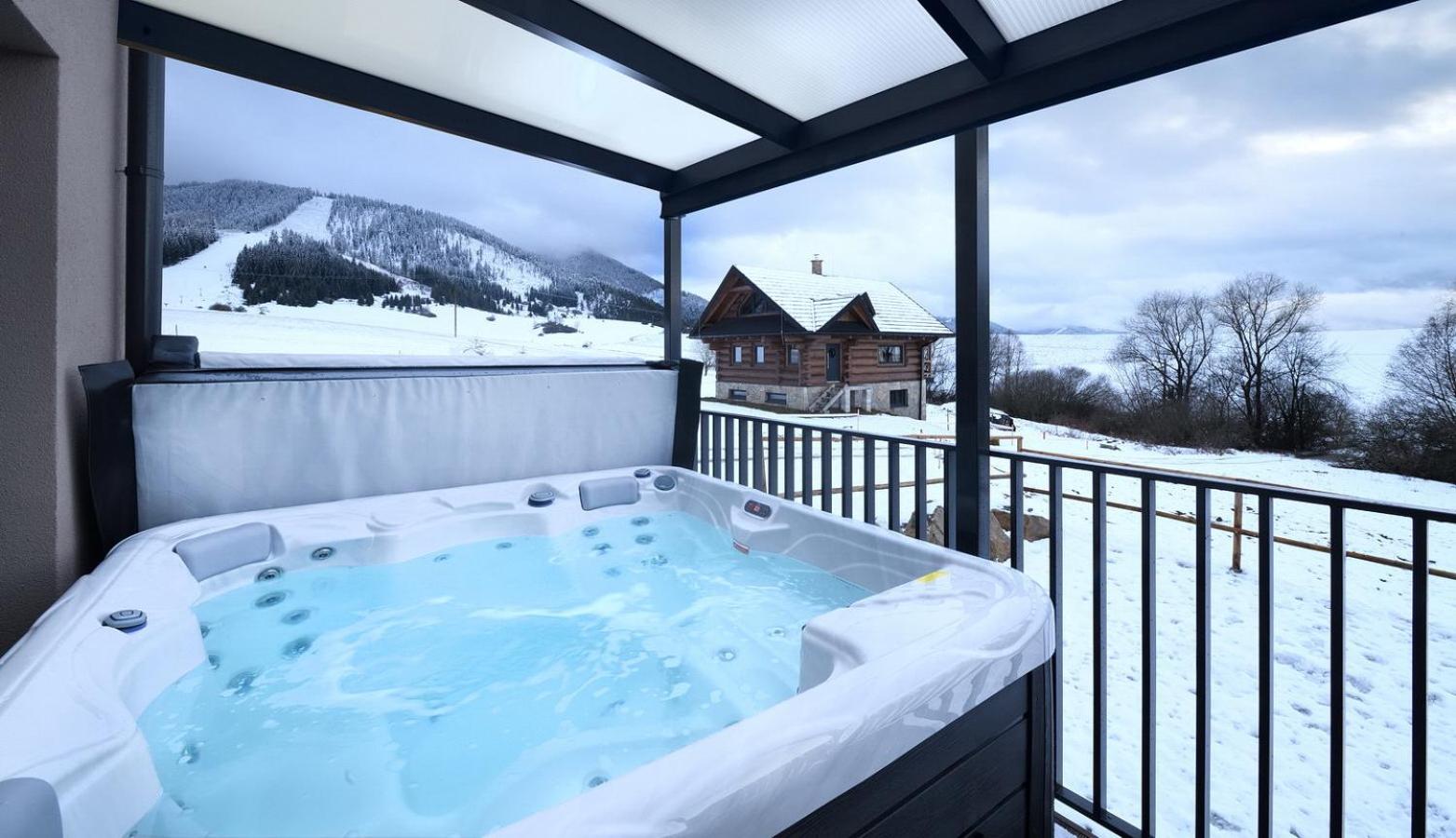 One-Bedroom Apartment with Spa Bath