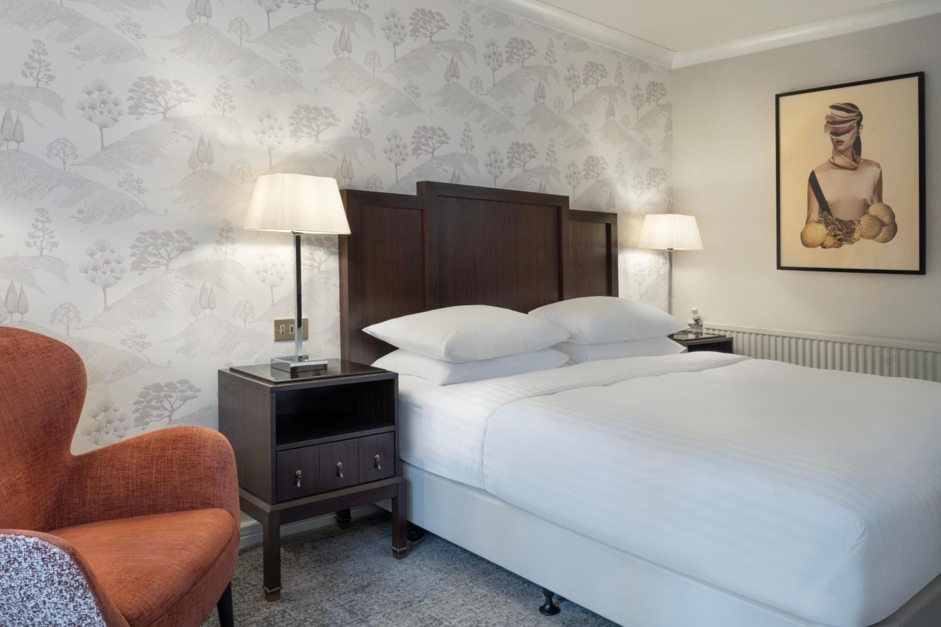 Superior King Room - Photo 7