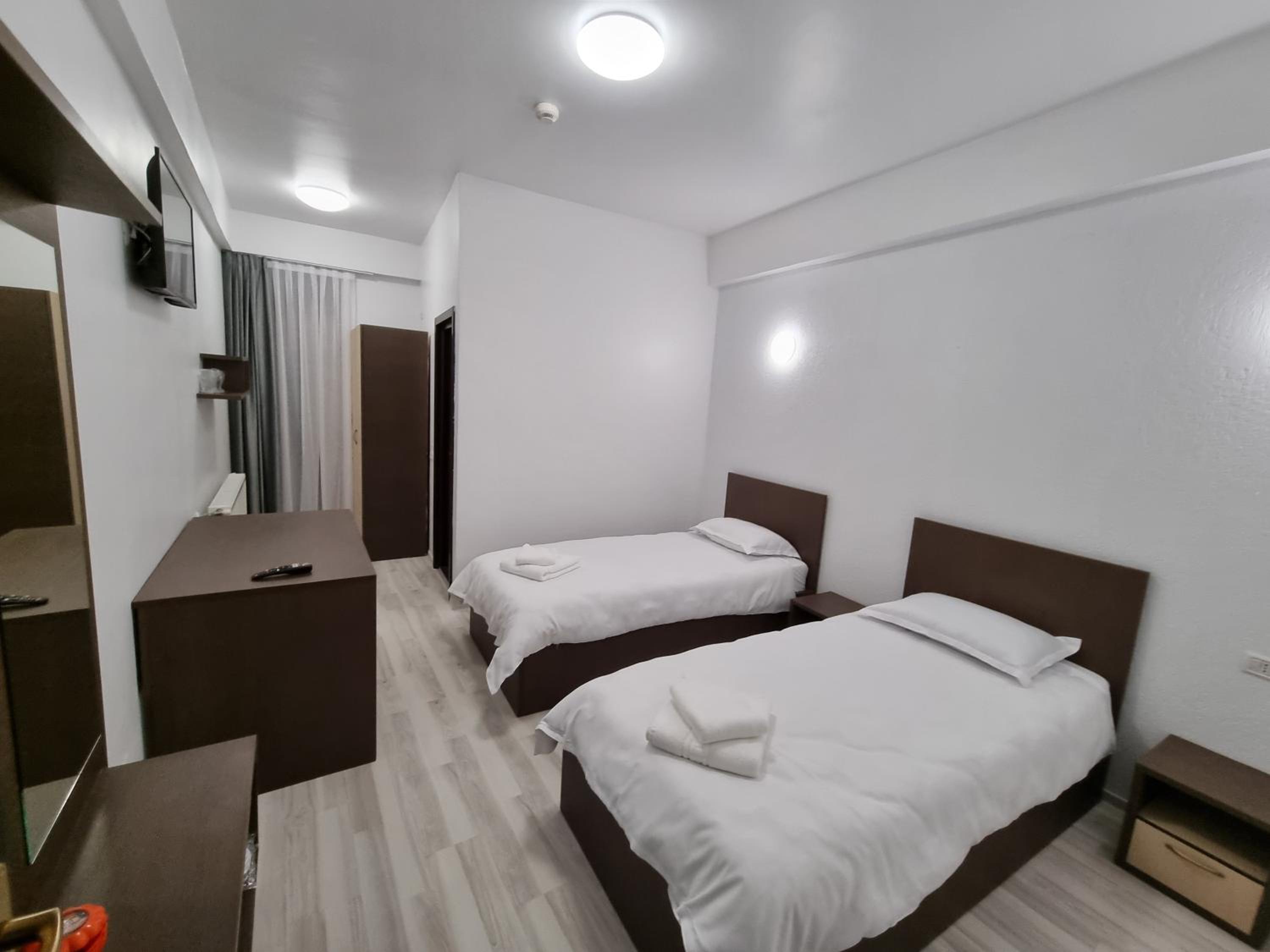 Standard Twin Room photo 3