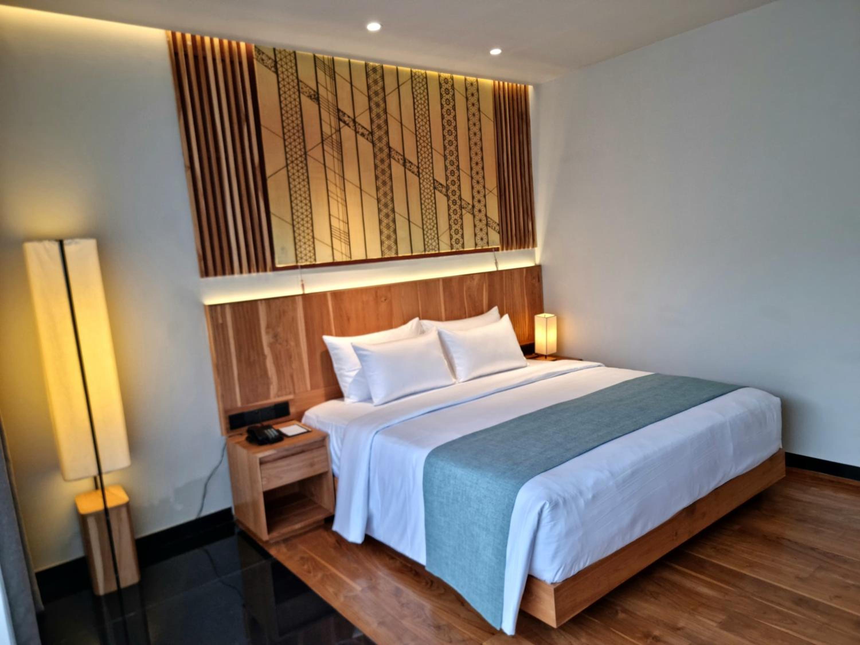 Deluxe Room - Photo 1