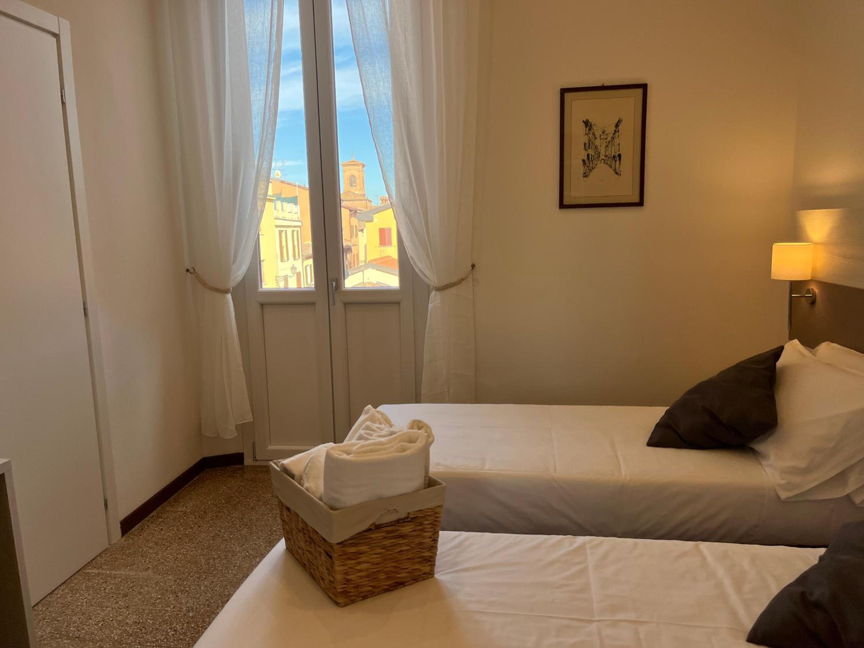 Standard Double or Twin Room - Photo 1