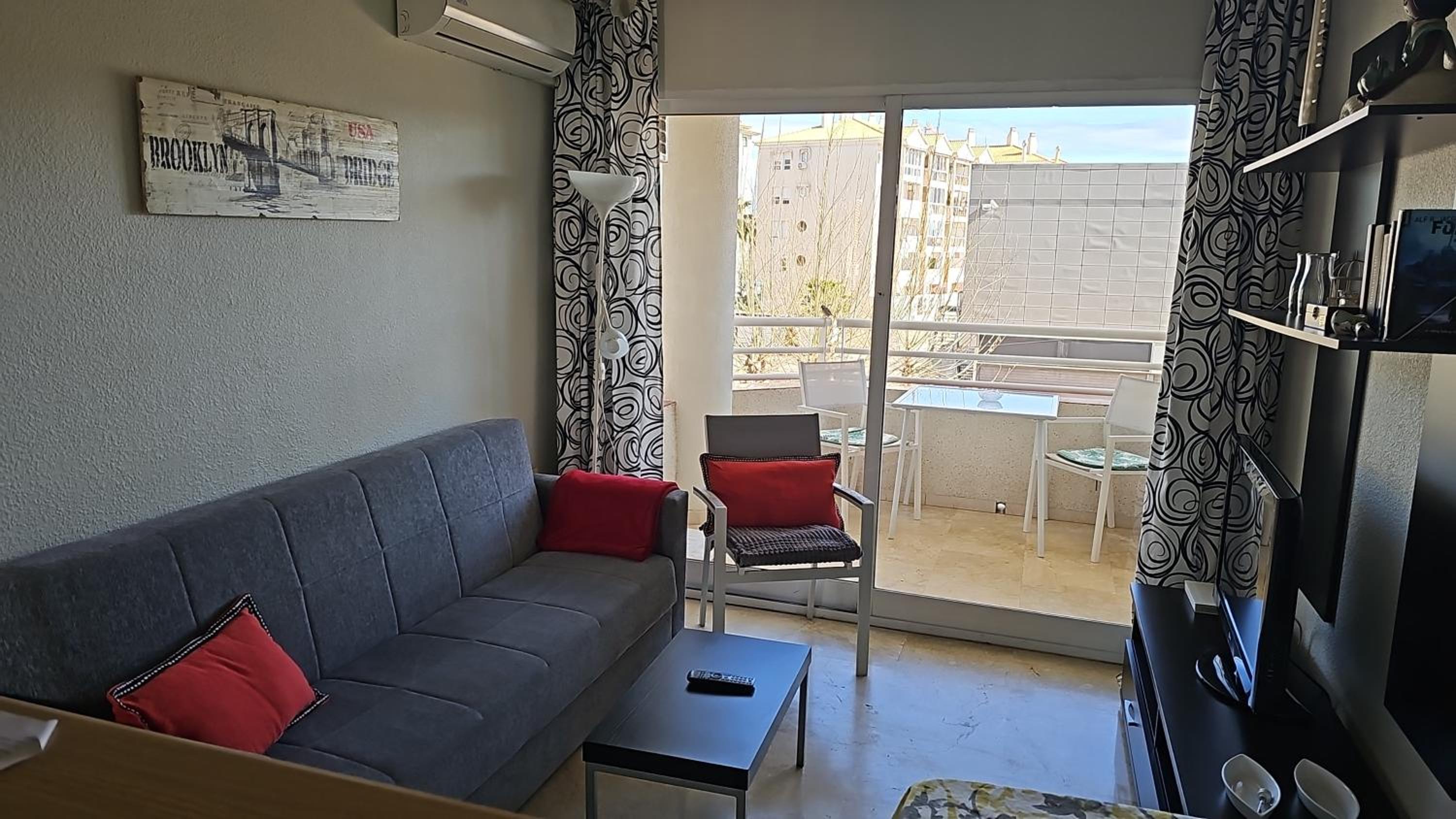 Apartamento con Balcón