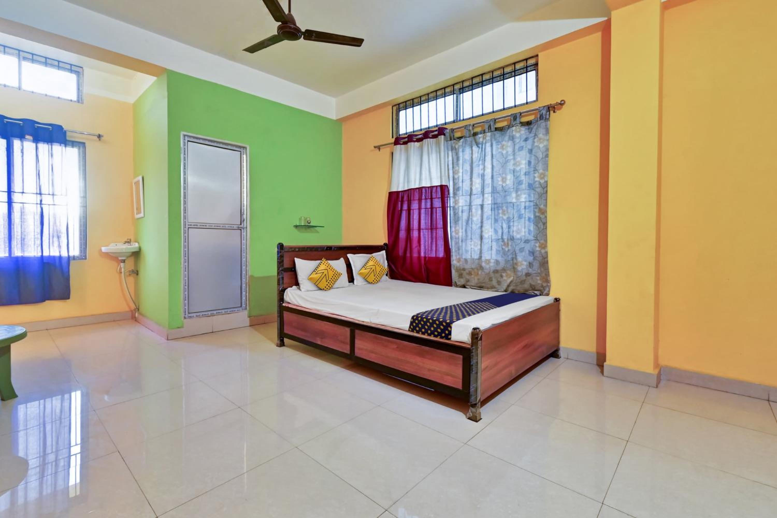 Classic Triple Room