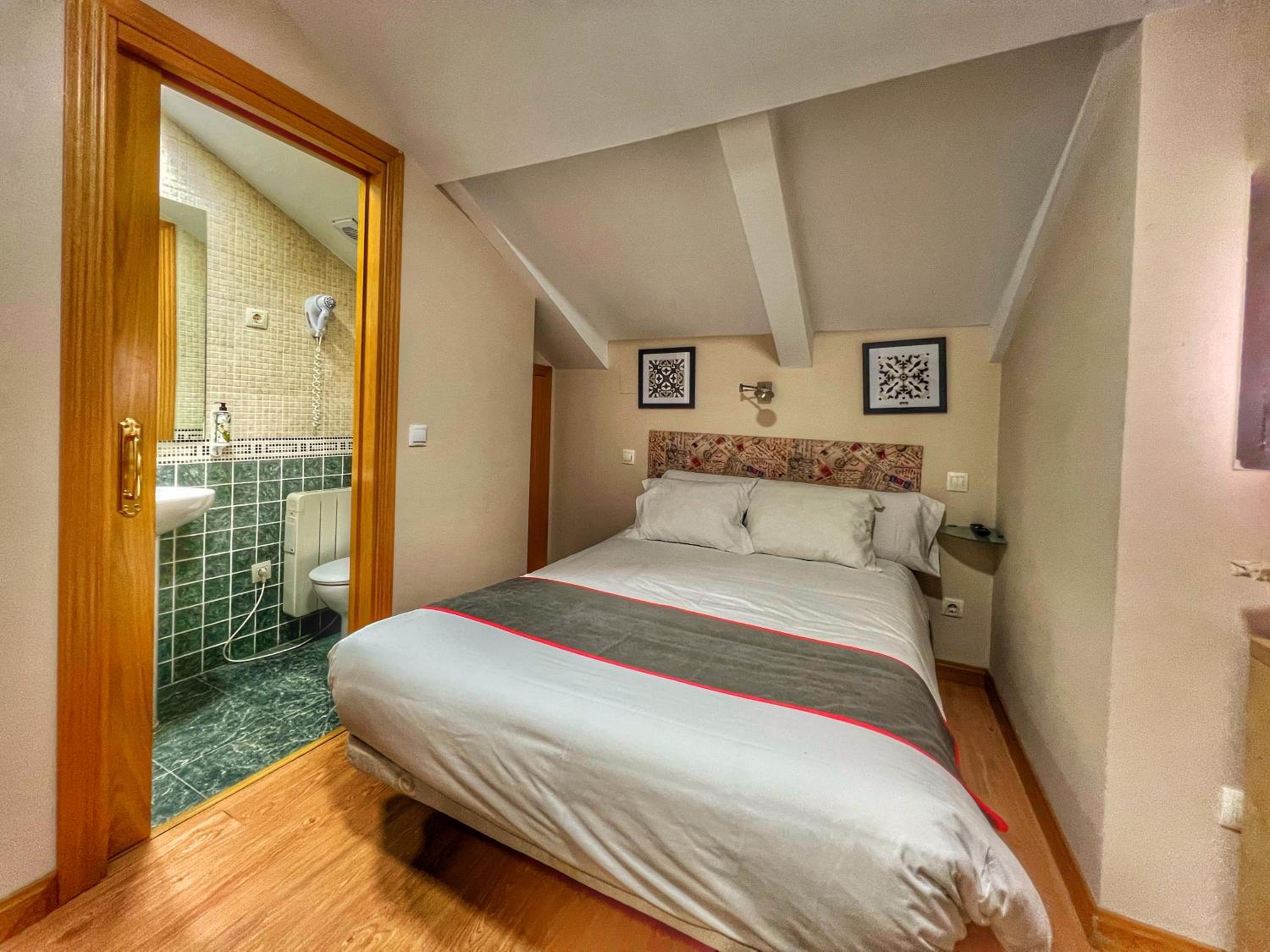 Double Room photo 2