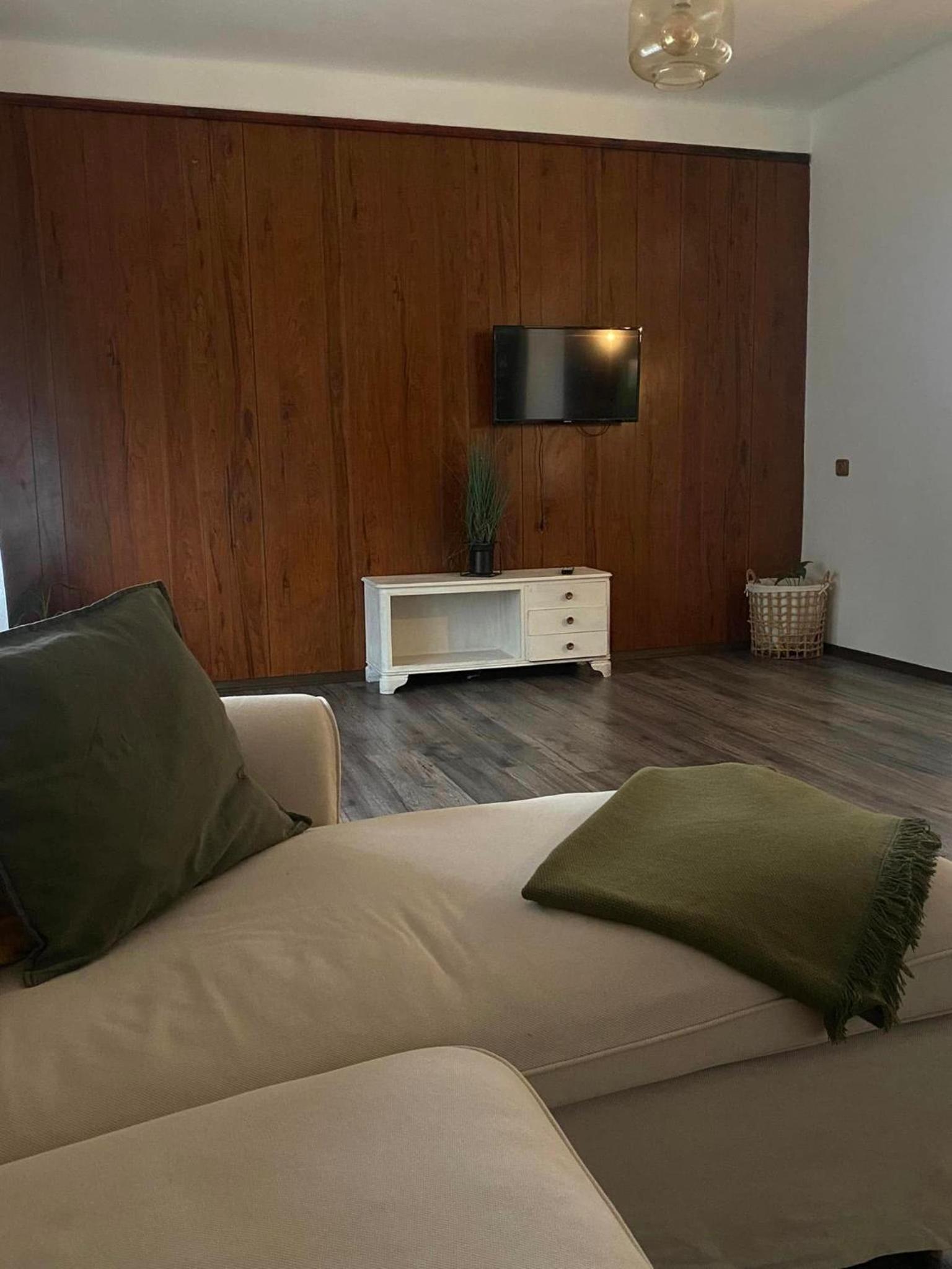Two-Bedroom House photo 2