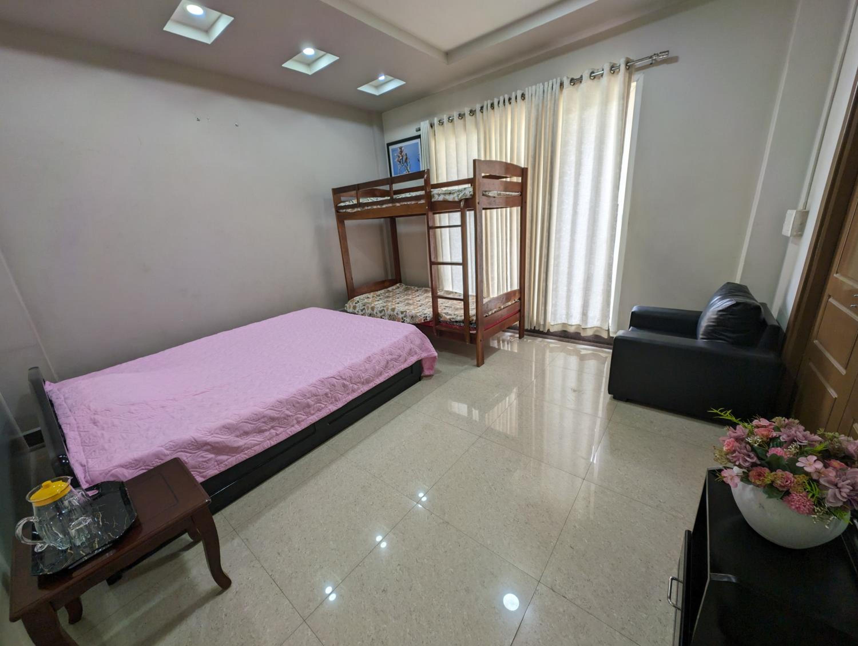 Quadruple Room with Private External Bathroom - Photo 12