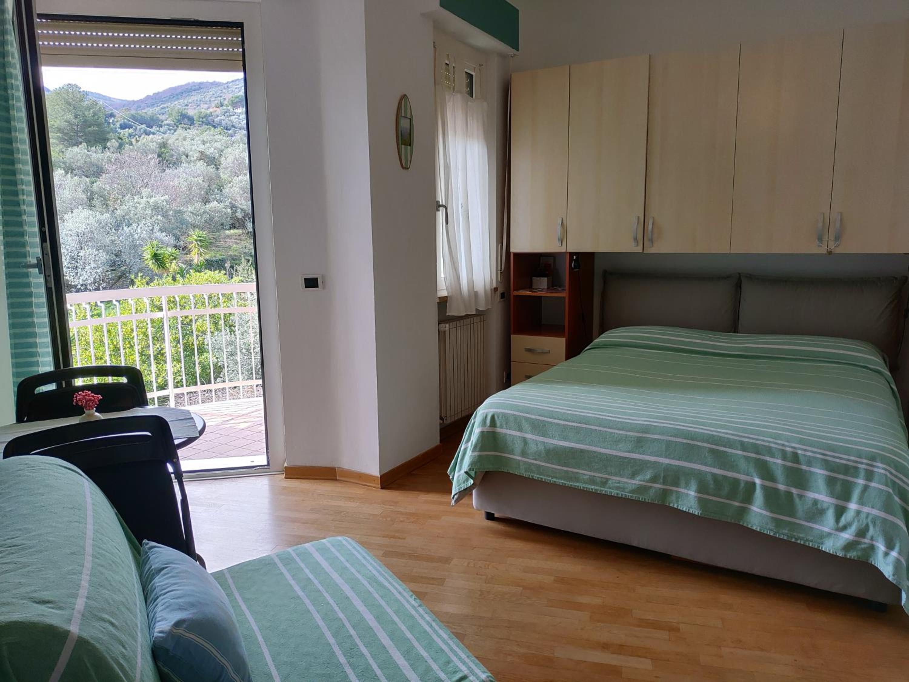 Double Room with Private External Bathroom photo 1