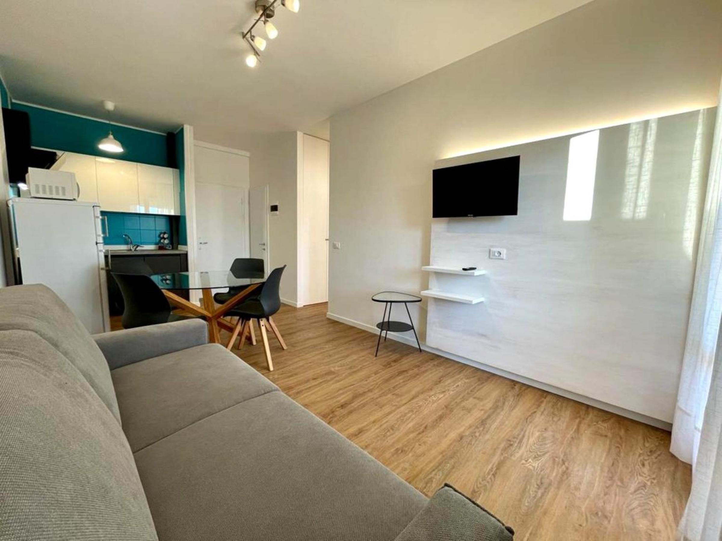 Apartment photo 3