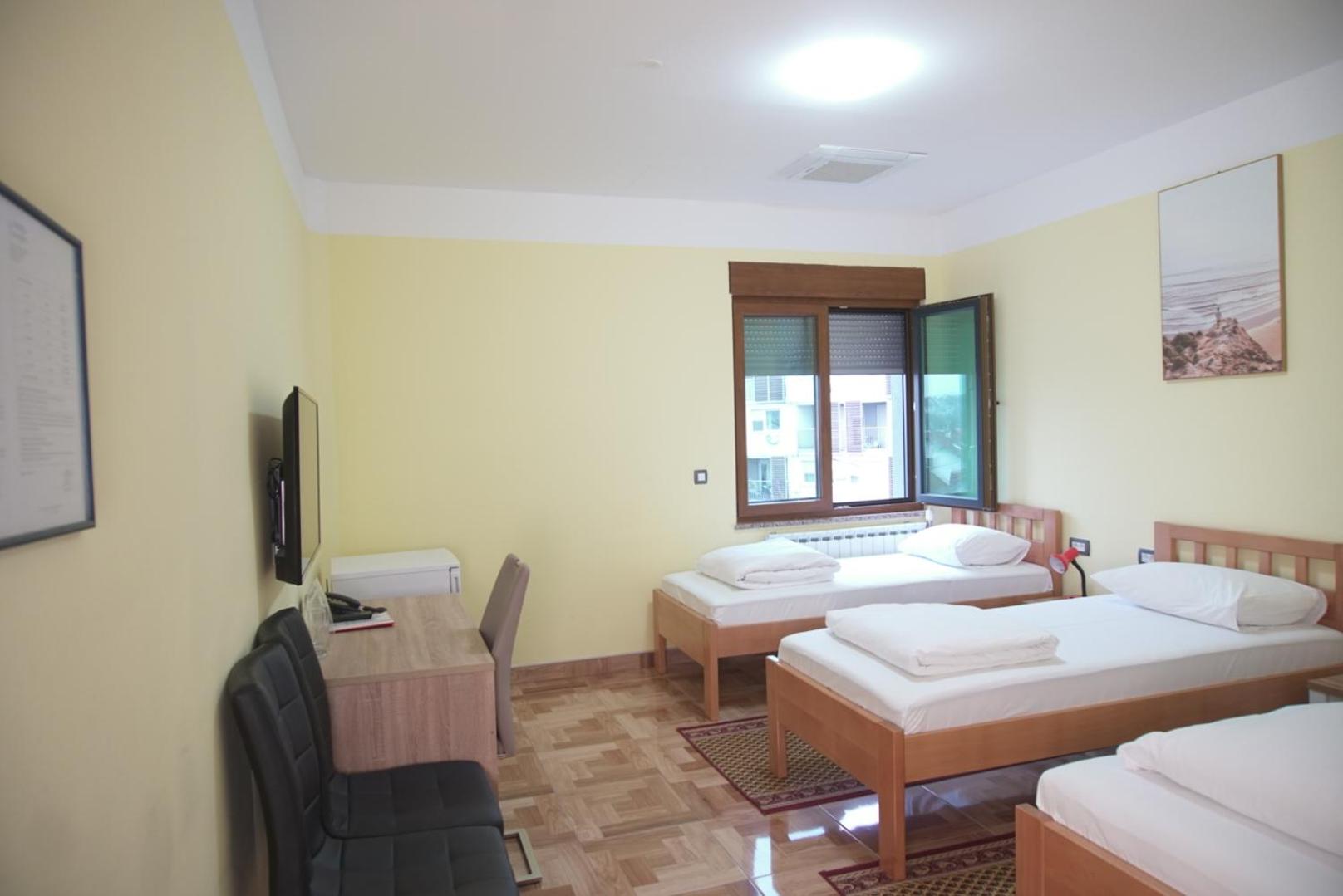 Triple Room - Photo 3