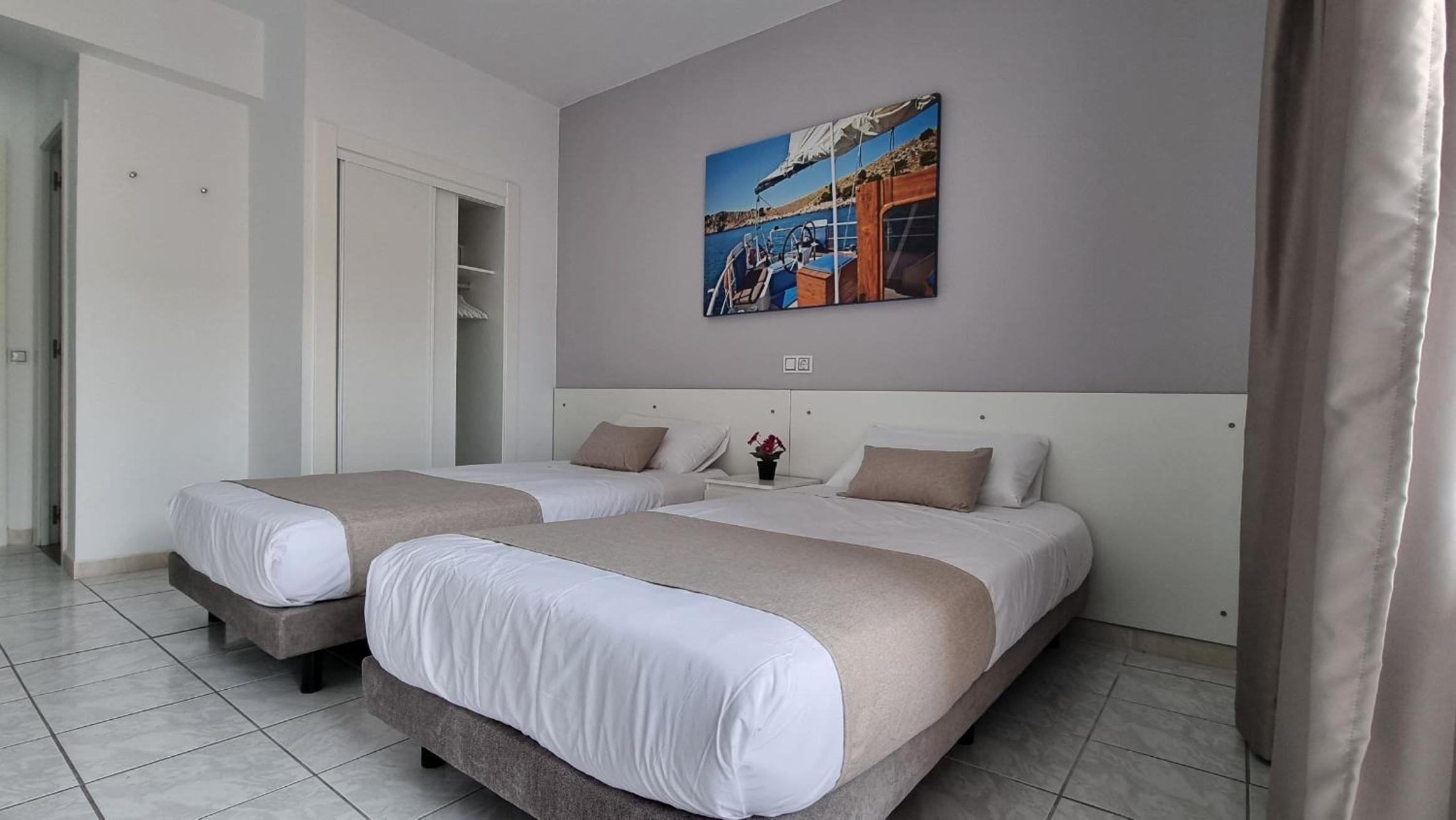 Double or Twin Room photo 3