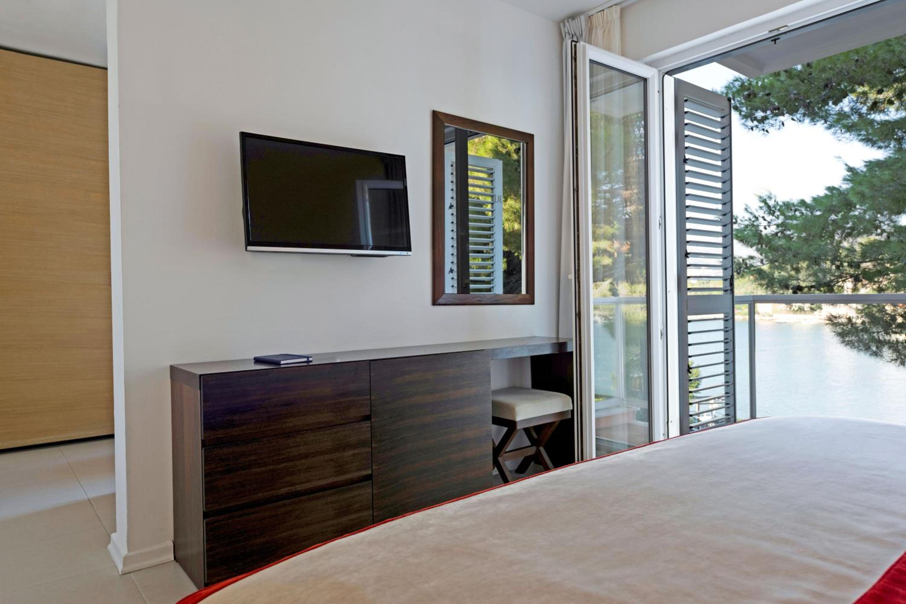 Junior Suite with Sea View photo 1