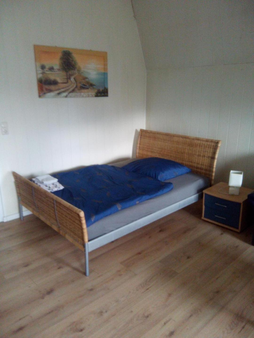 Apartment with Balcony - Photo 2